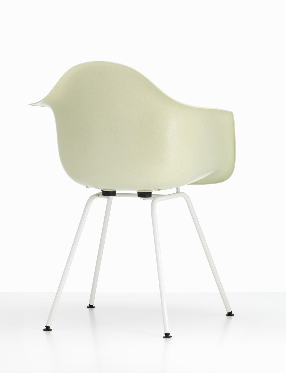 Eames Plastic Arm Chair DAX mit Sitzpolster Vitra
