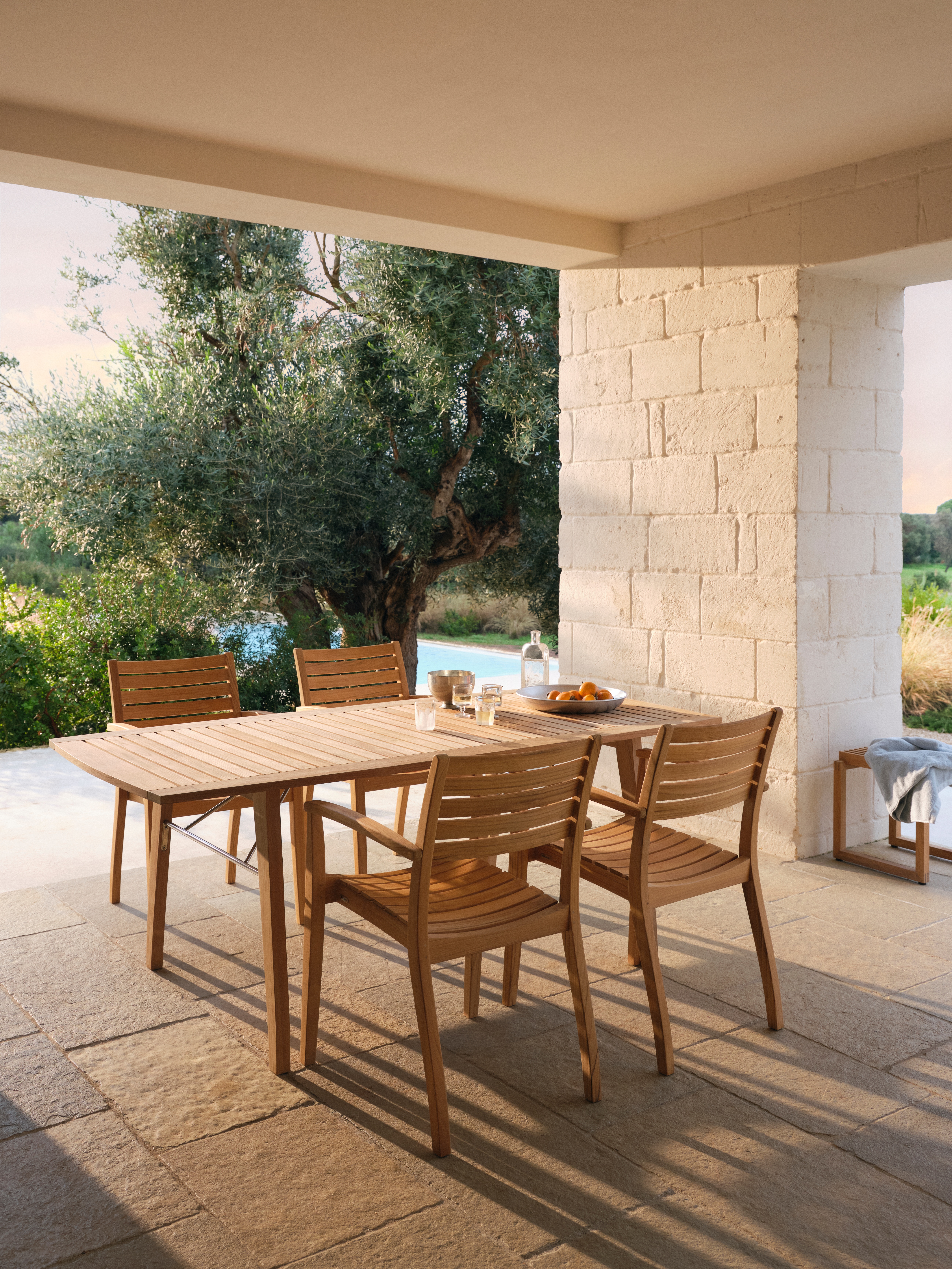 Ballare Table 4-Sitzer Tisch Outdoor Skagerak by Fritz Hansen