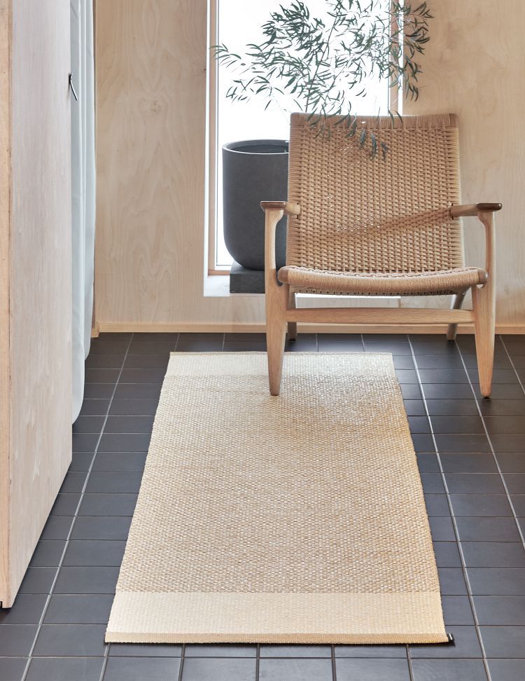 Edit Teppich 230 x 320cm Pappelina