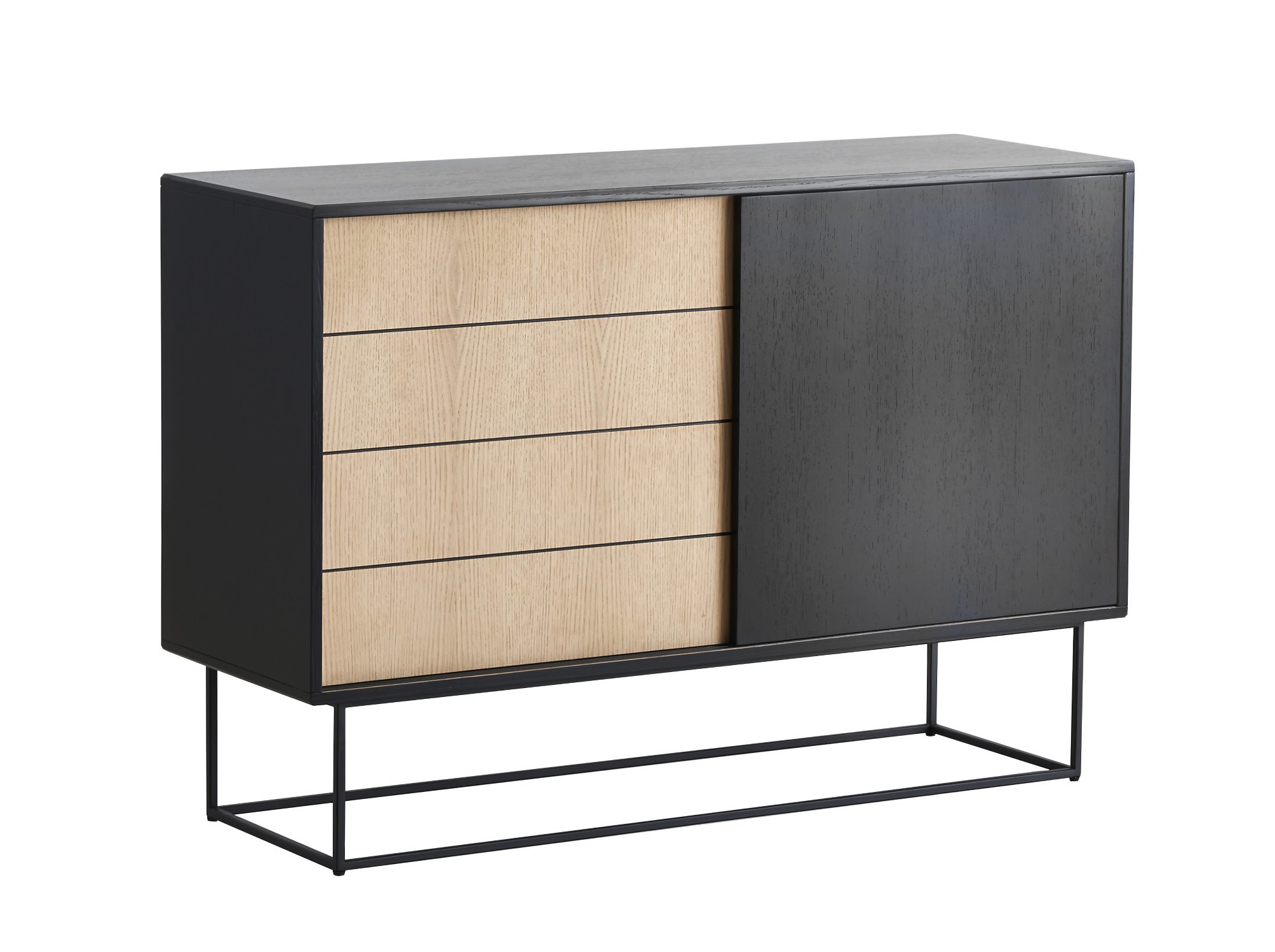Virka Sideboard hoch in Eiche und Schwarz mit Schiebetür und filigranem Metallgestell.