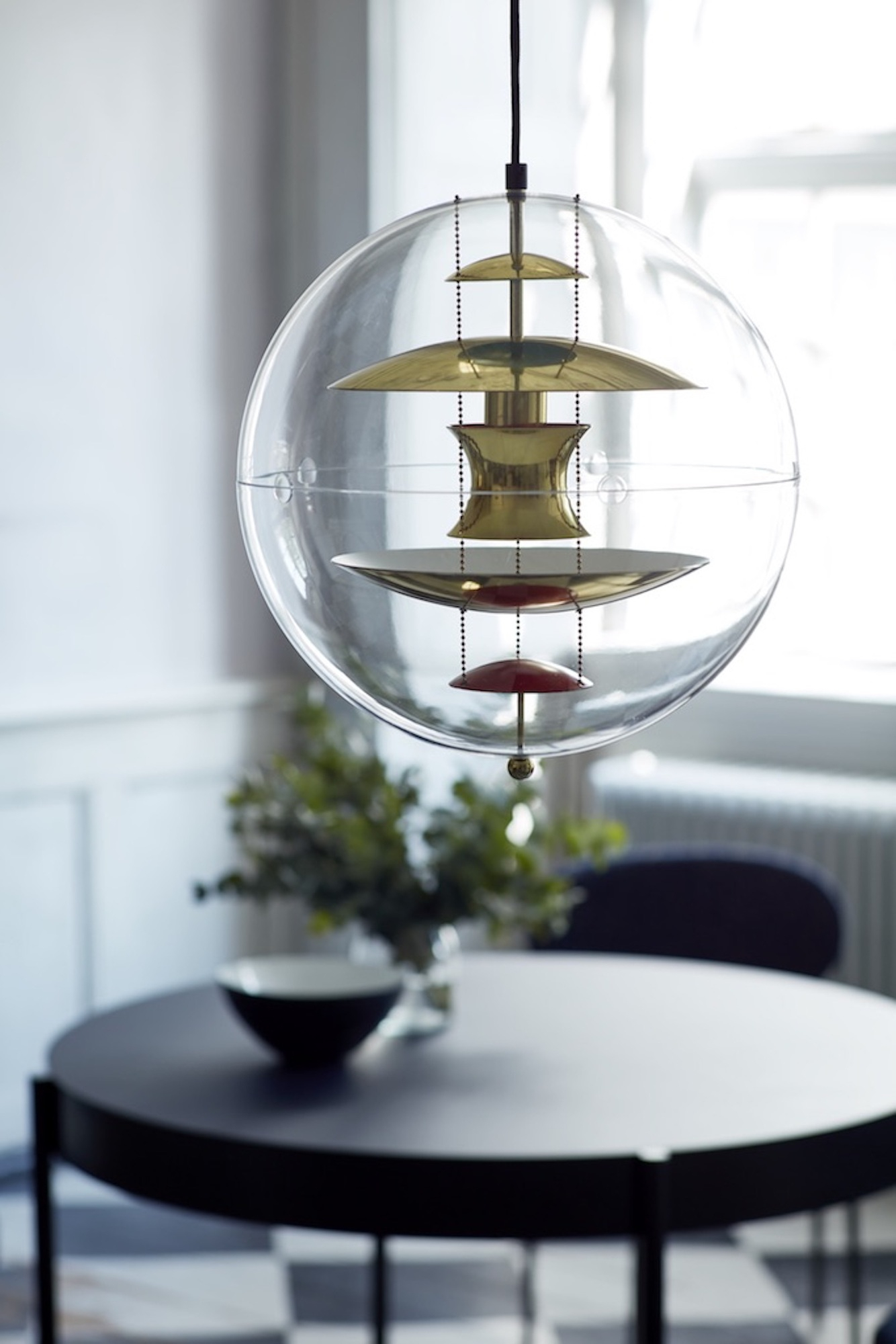 VP Globe Brass Finish Pendelleuchte Verpan