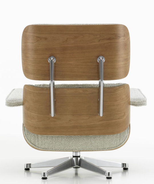Eames Lounge Chair & Ottoman Sessel VORZUGSKOMBINATION Nubia, cream sand, poliert, Kirschbaum