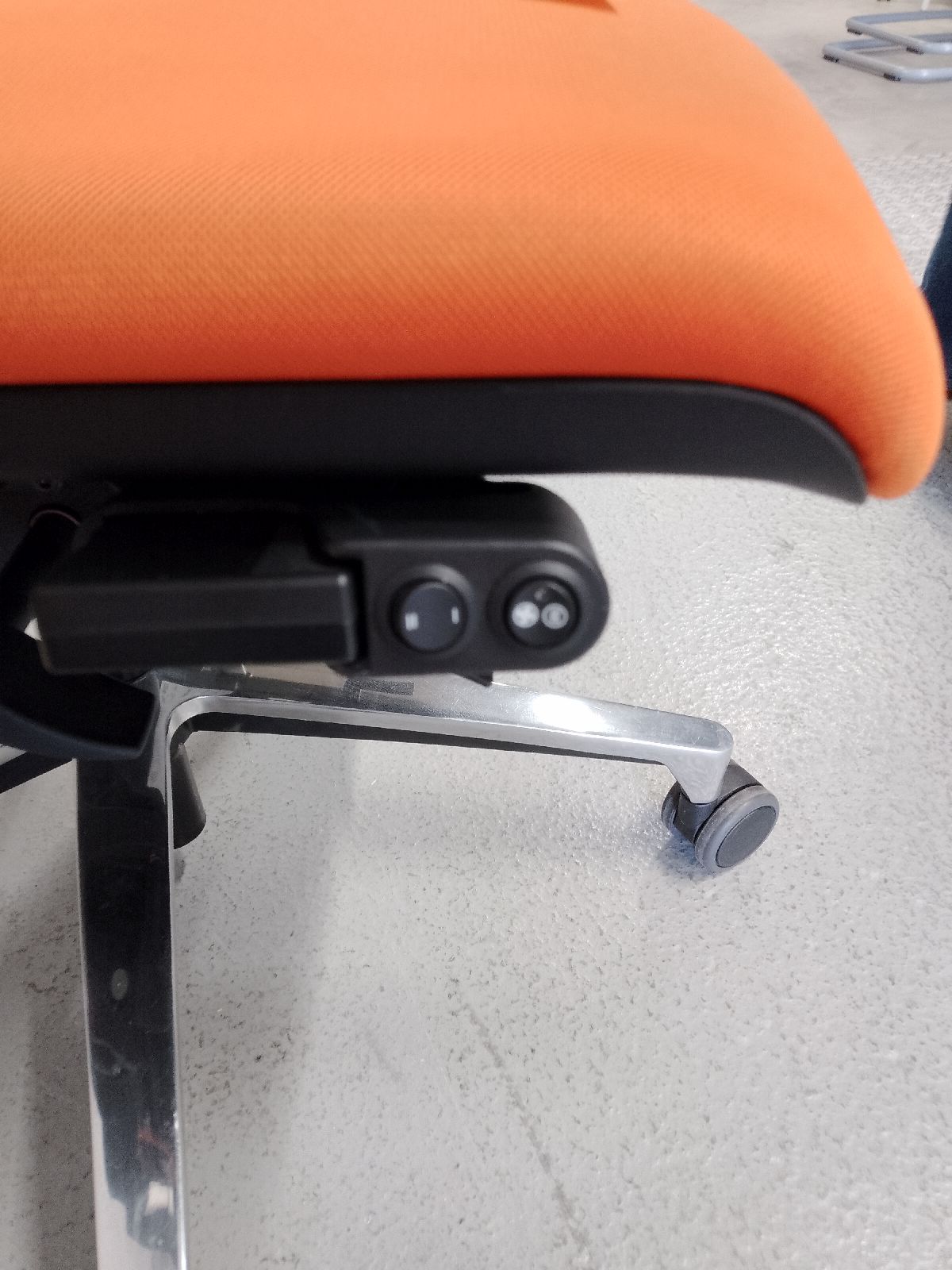 Mera Bürodrehstuhl Klöber Klimastuhl AUSSTELLUNGSSTÜCK / GEBRAUCHTMÖBEL