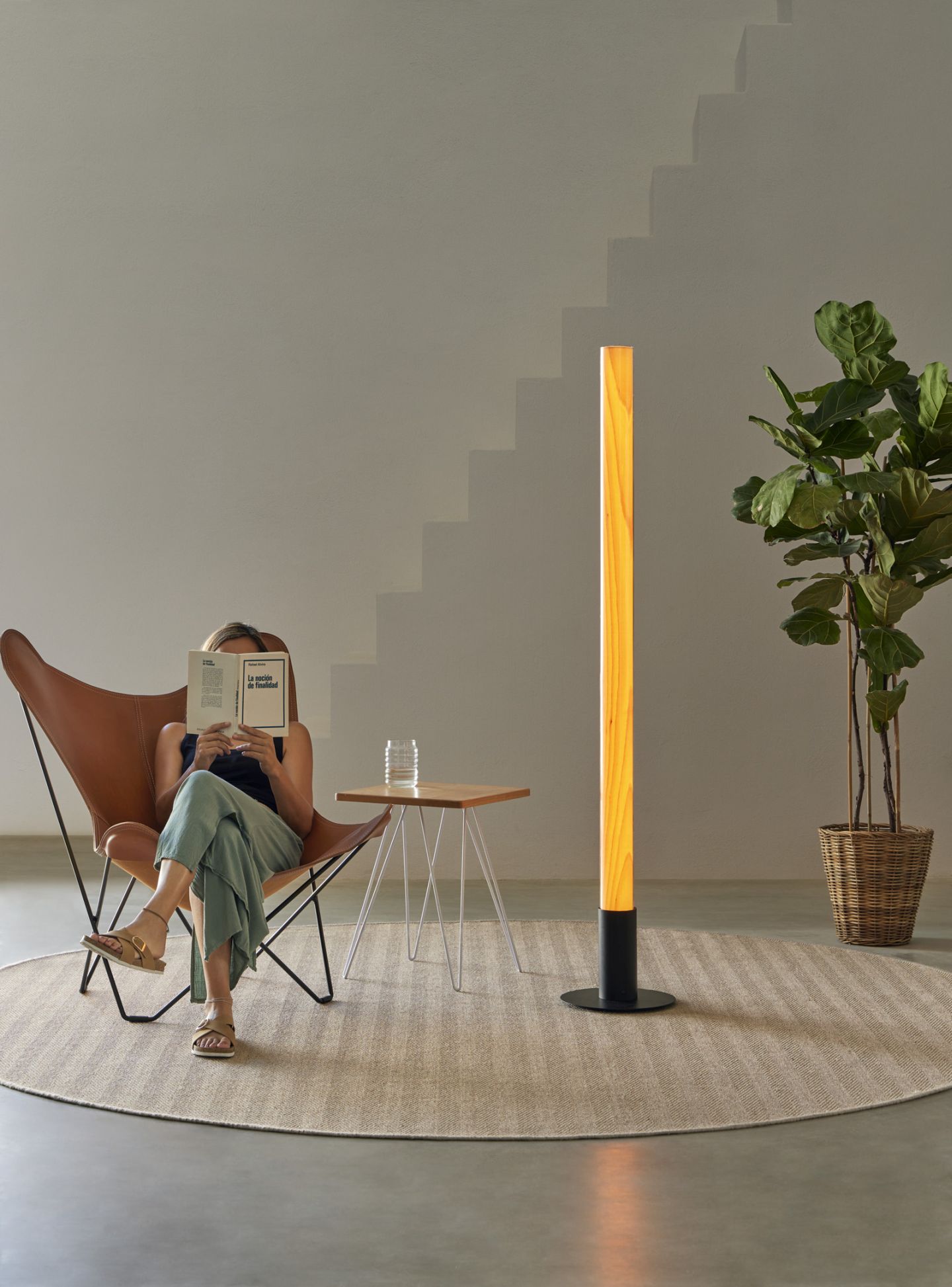 Estela Stehleuchte Buche LZF Lamps