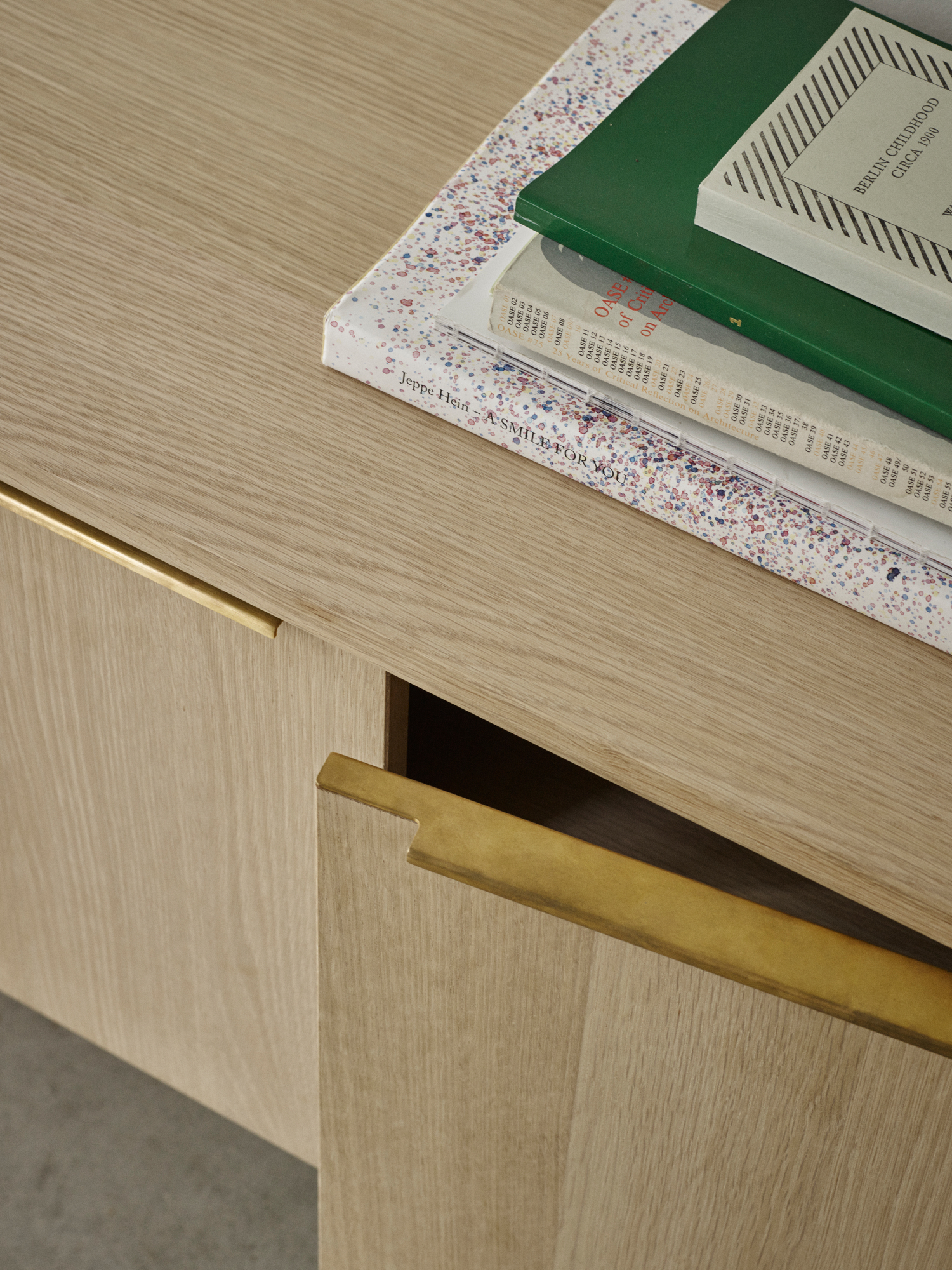Jut Cabinet Sideboard Eiche FSC Mix Skagerak