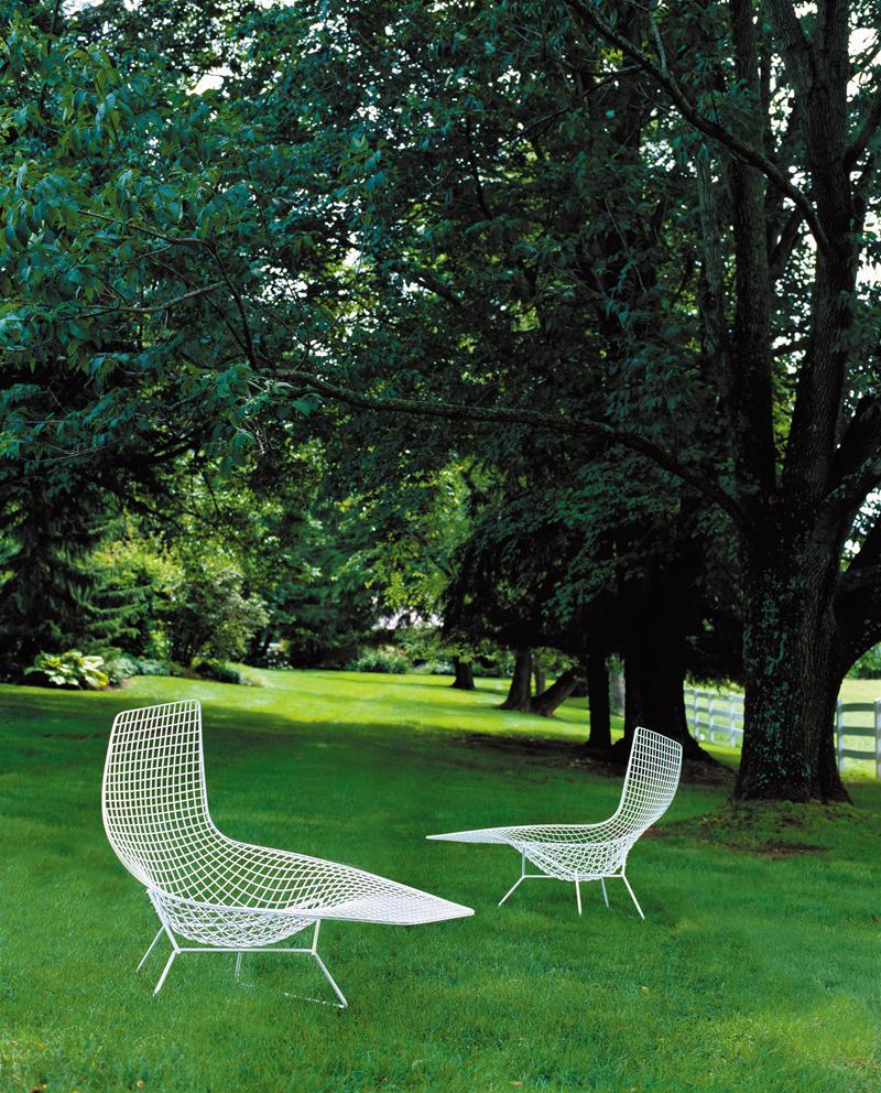 Bertoia Asymmetrischer Liegesessel OUTDOOR Knoll International
