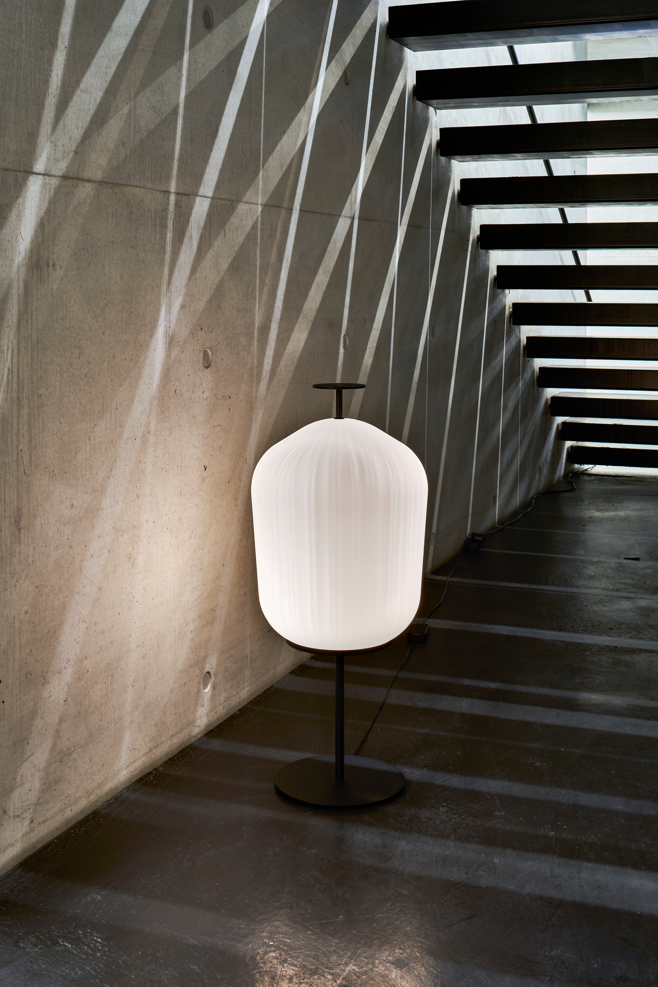 Plissée Floor Lamp Stehleuchte ClassiCon