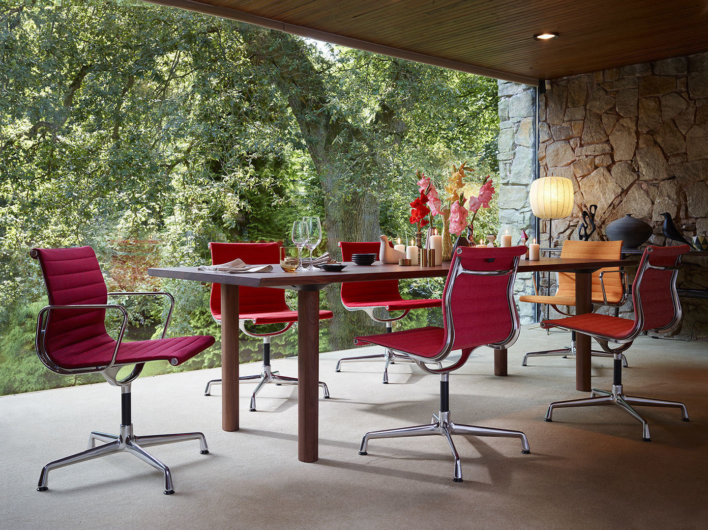 Aluminium Chair EA 103 / EA103 Stuhl Vitra
