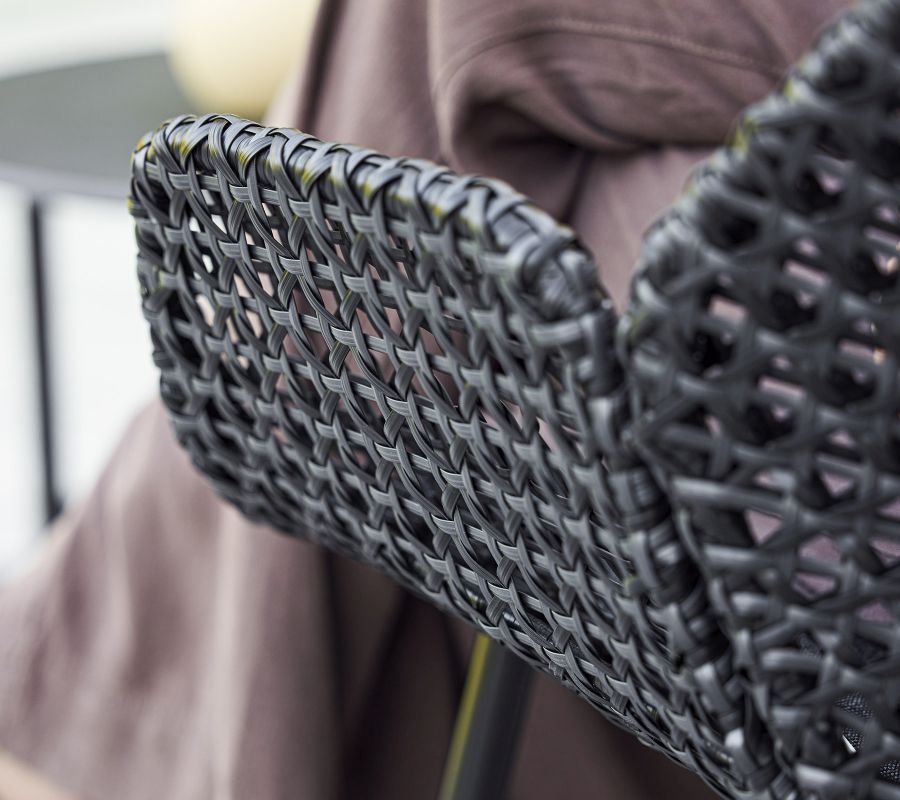 Vibe Highbacksessel mit Kissen in Schwarz Cane-Line