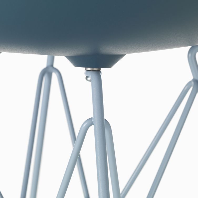 Eames Plastic Side Chair DSR Stuhl Monoton Vitra