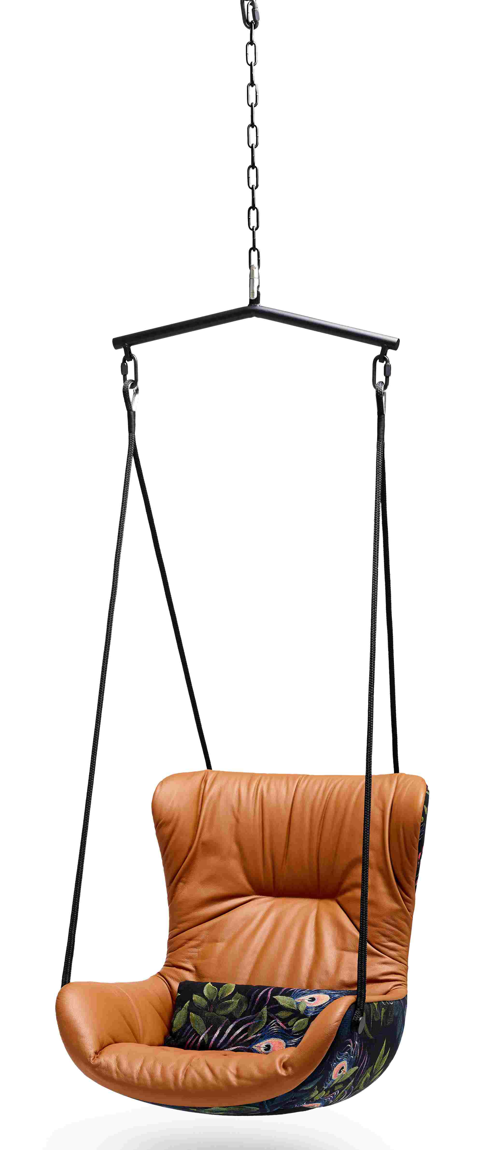 Leya Wingback Swingseat Schwingsessel Freifrau Manufaktur