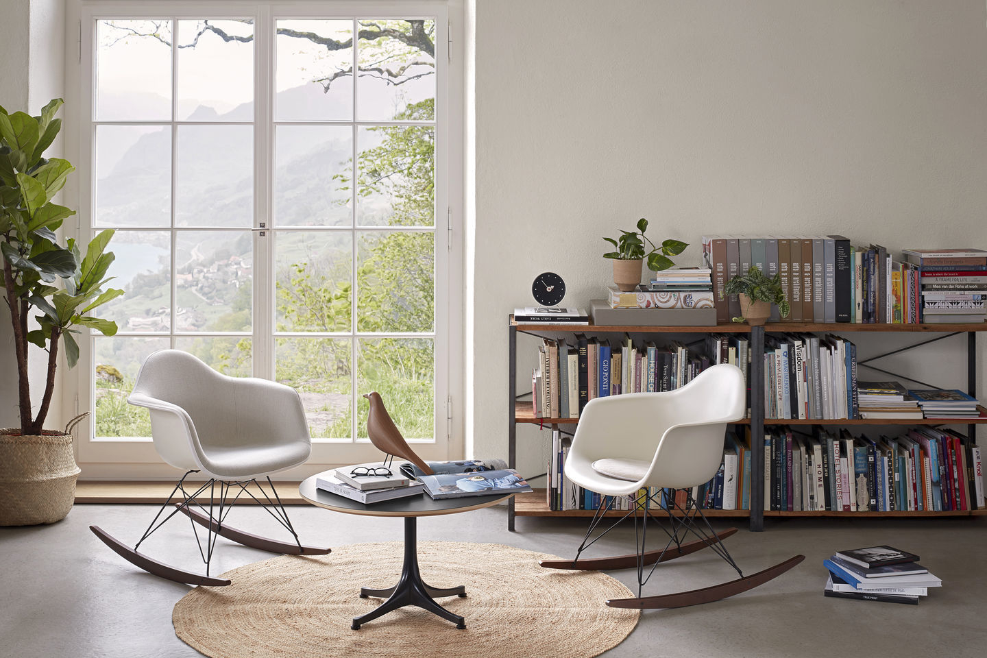 Vitra Eames Plastic Arm Rocking Chair RAR Schaukelstuhl Ahorn dunkel-Chrom-Weiss