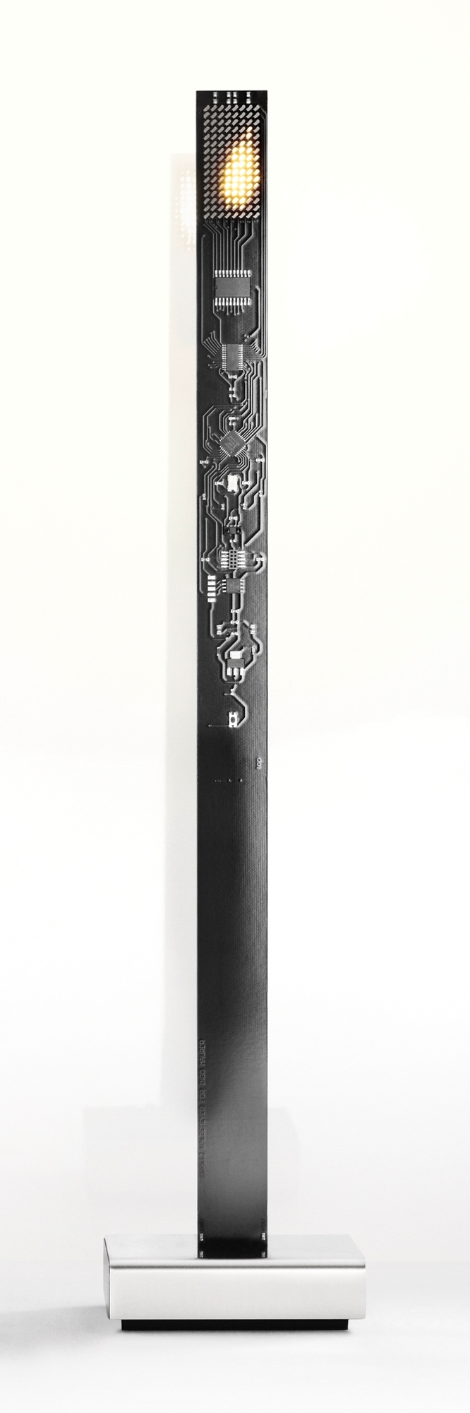My New Flame USB Tischlampe Platine Schwarz Ingo Maurer