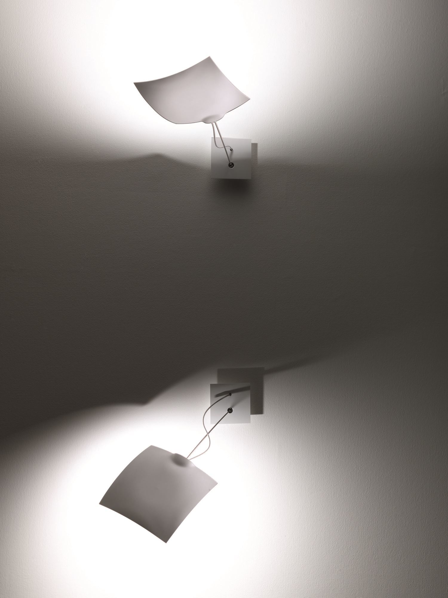 18 x 18 LED Wandleuchte Ingo Maurer