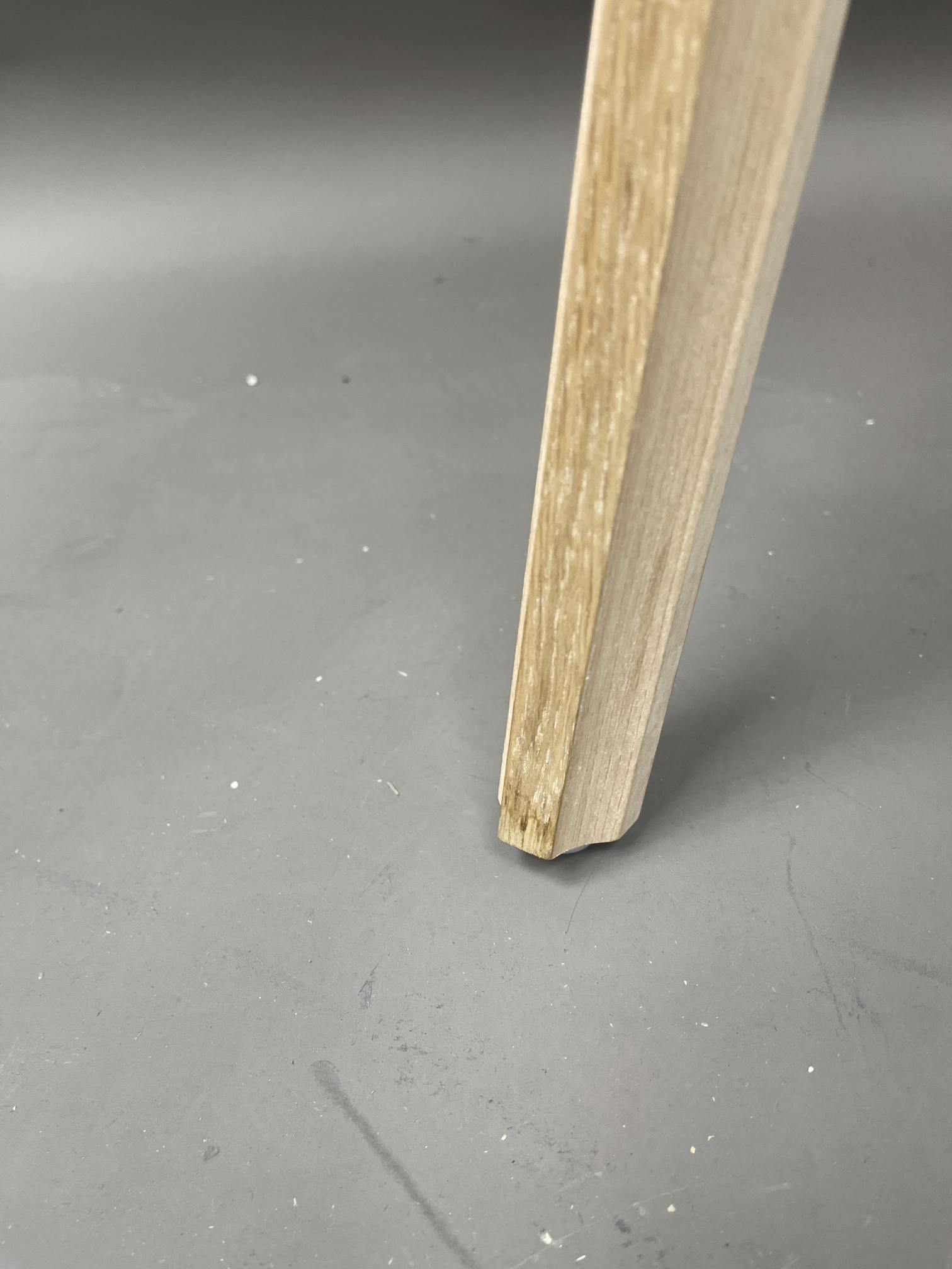 About a Stool AAS32 / AAS 32 Barhocker LOW EICHE GESEIFT / MELANGE CREAM Hay MÄNGELEXEMPLAR 