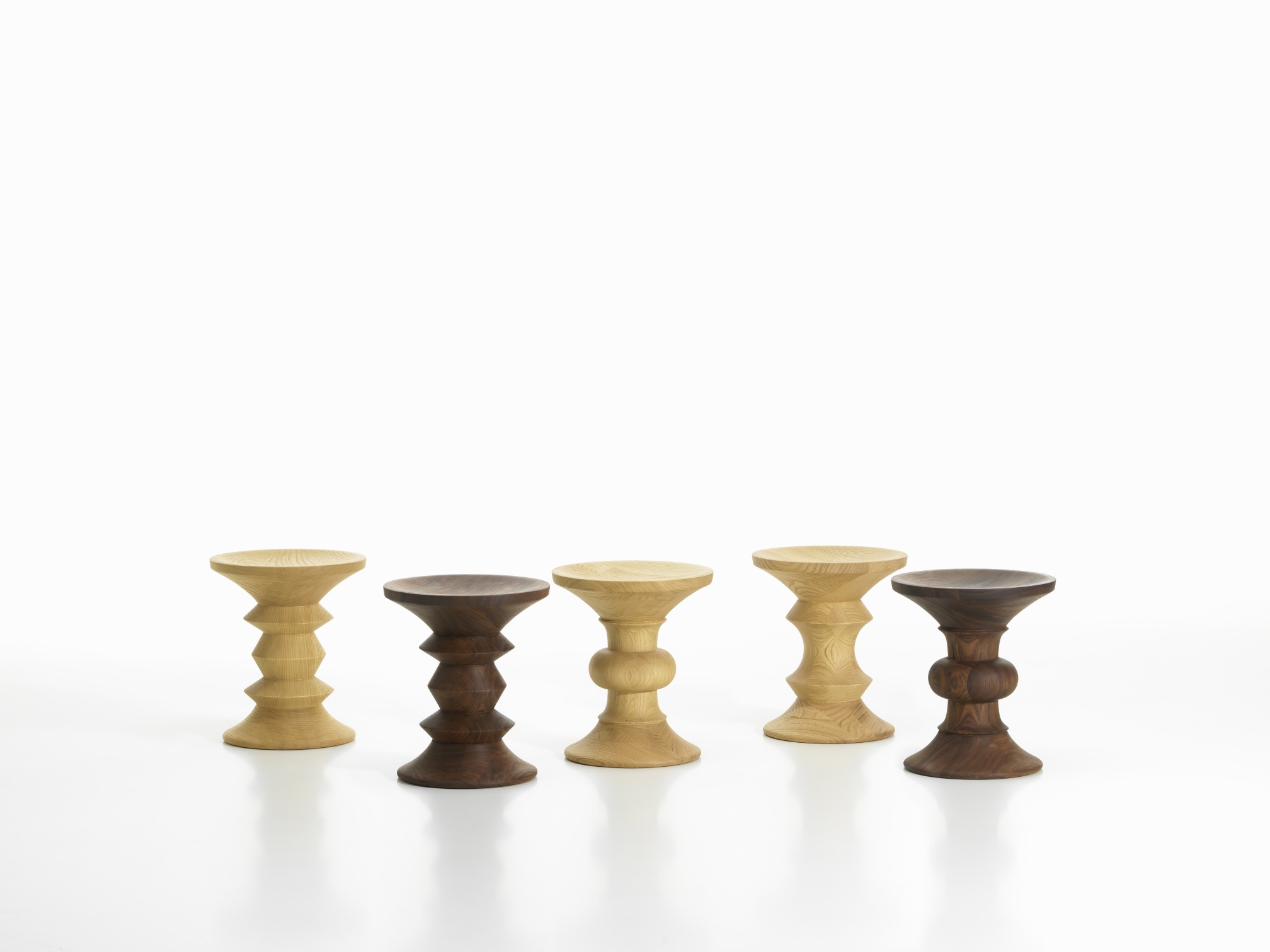 Eames Stools C Hocker Vitra NEUE VERSION 