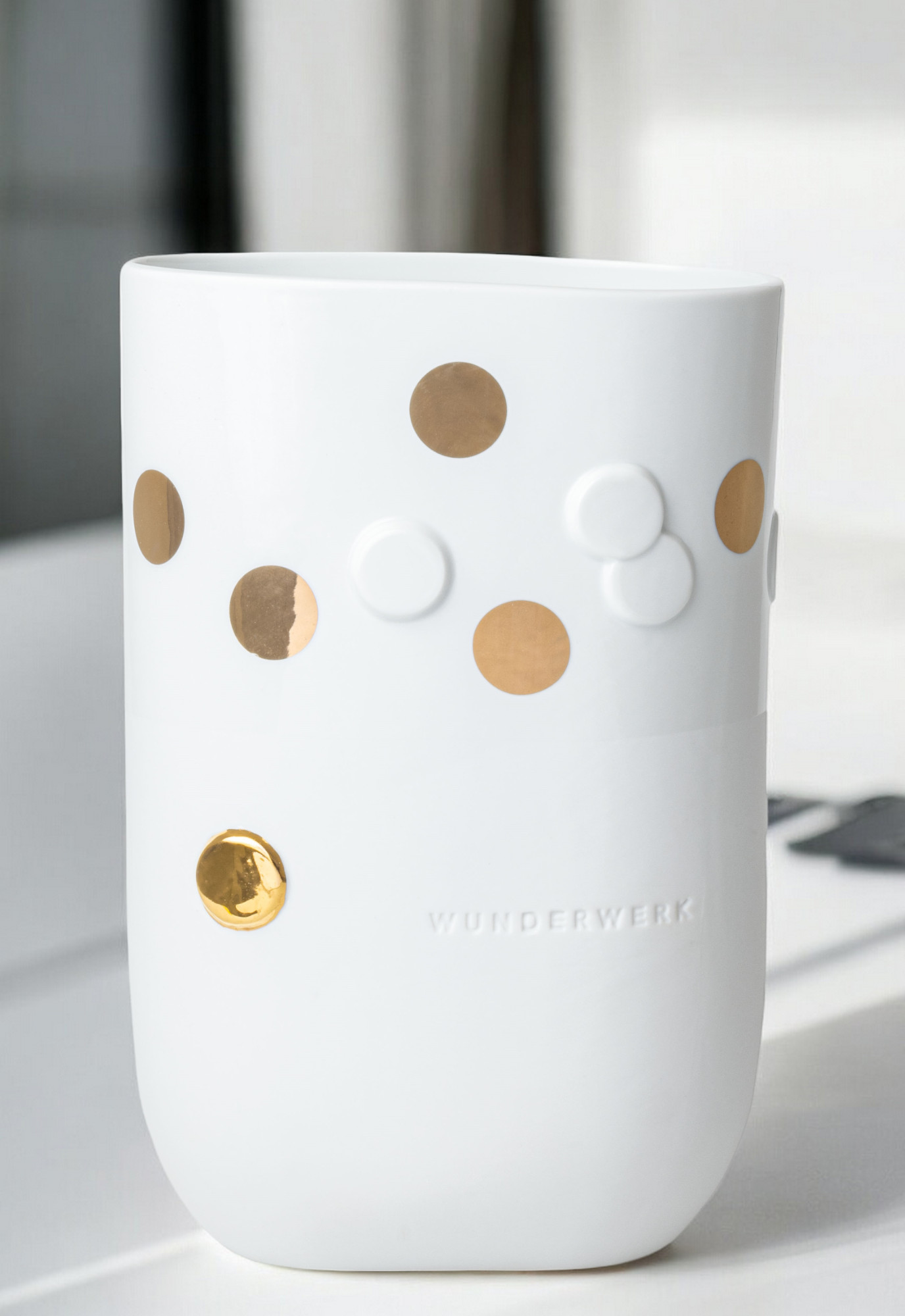 Goldener Punkt Vase Wunderwerk Räder 