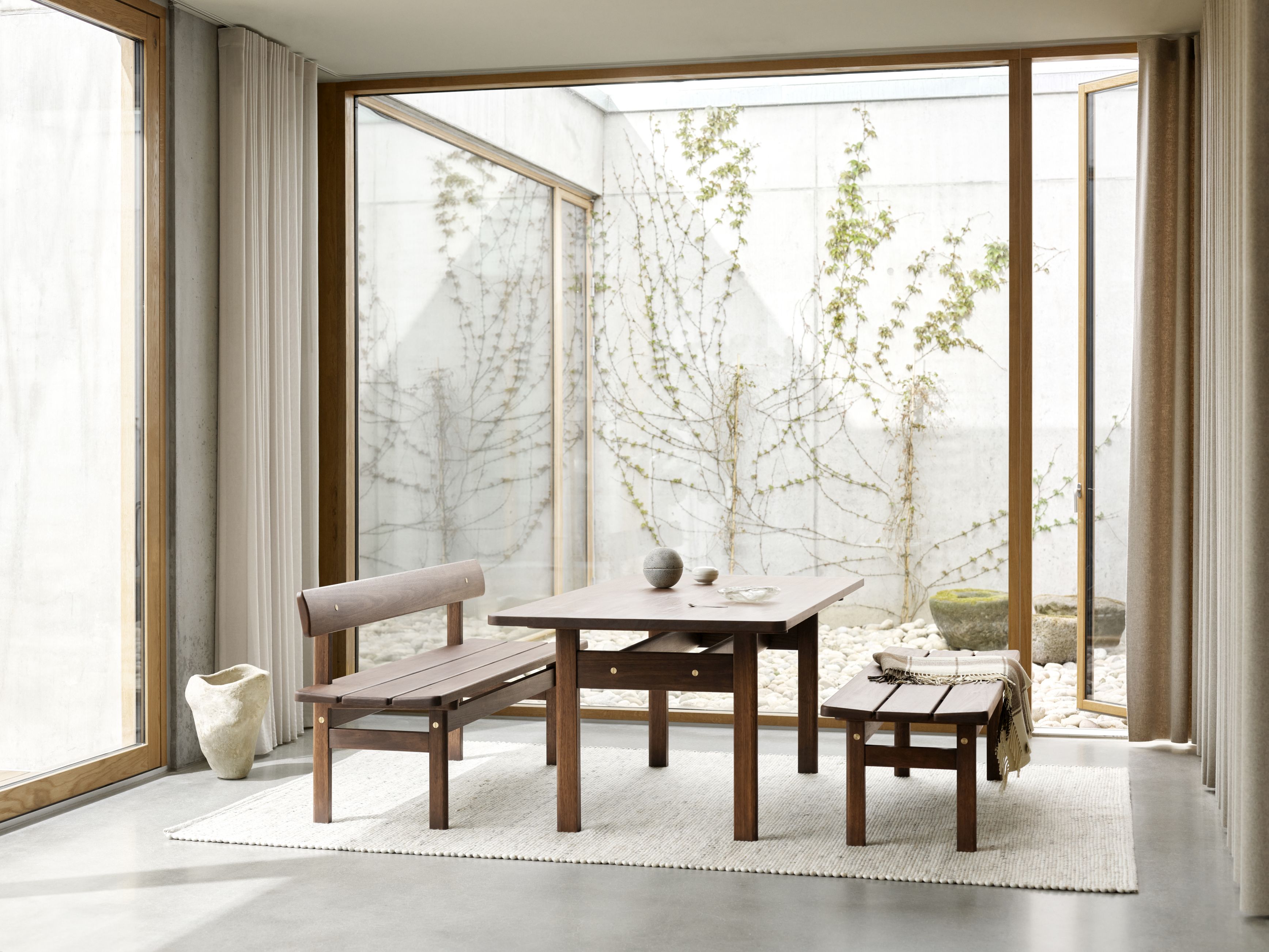 Asserbo Series Bank dunkel geölter Eukalyptus Carl Hansen & Søn