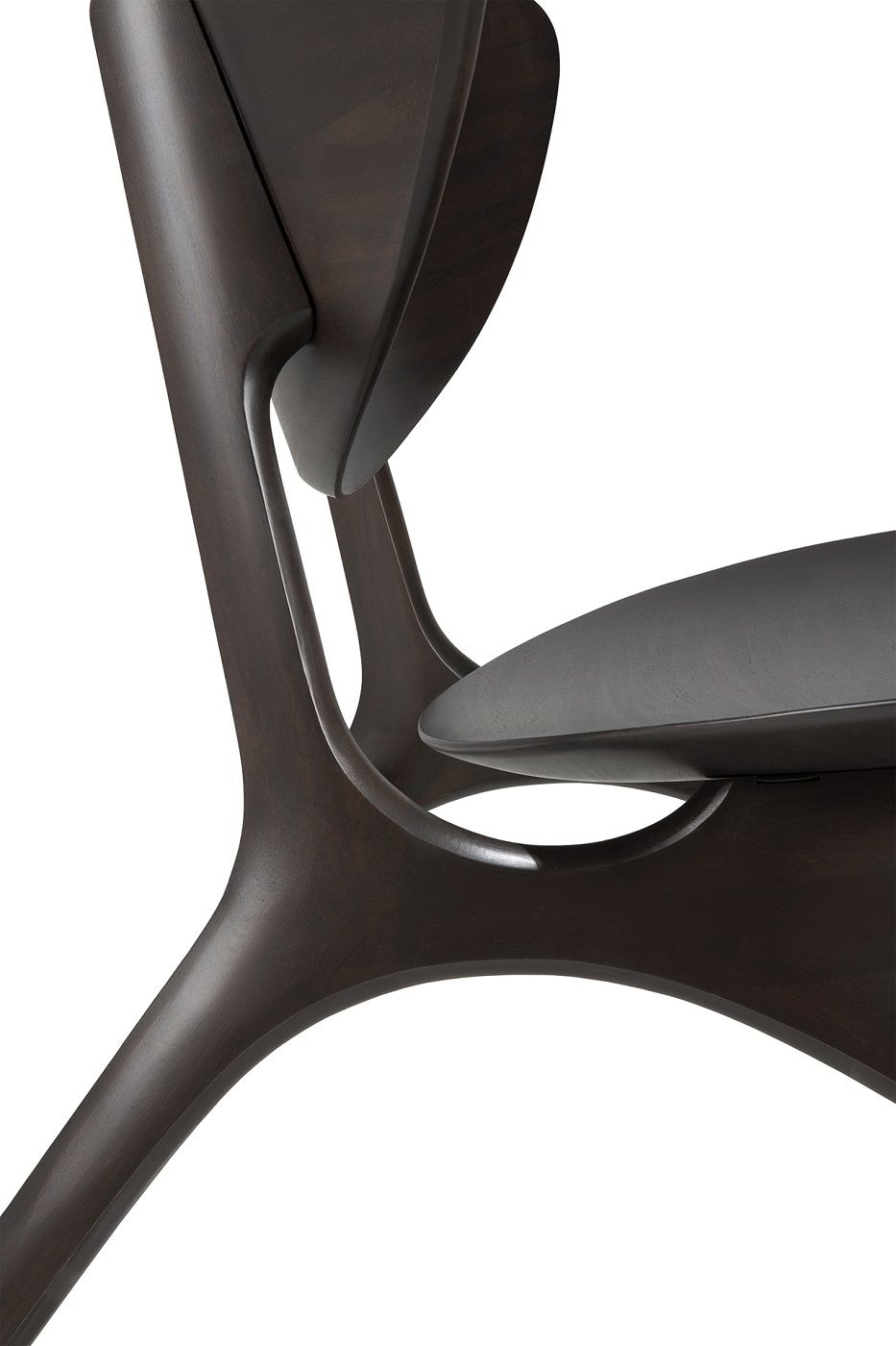 Eye Loungesessel Mahagoni lackiert Ethnicraft
