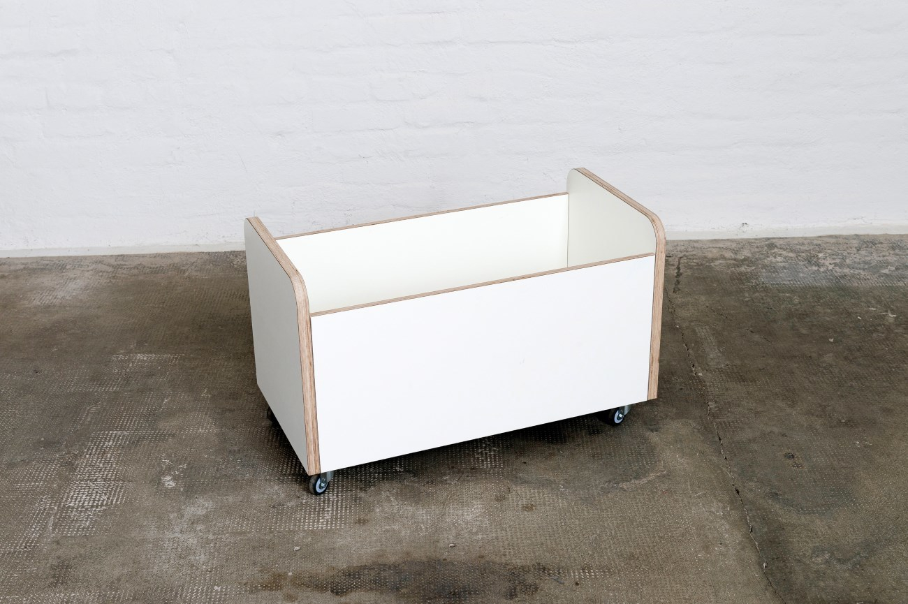 Growing Table Rolling Box Truhe Pure Position