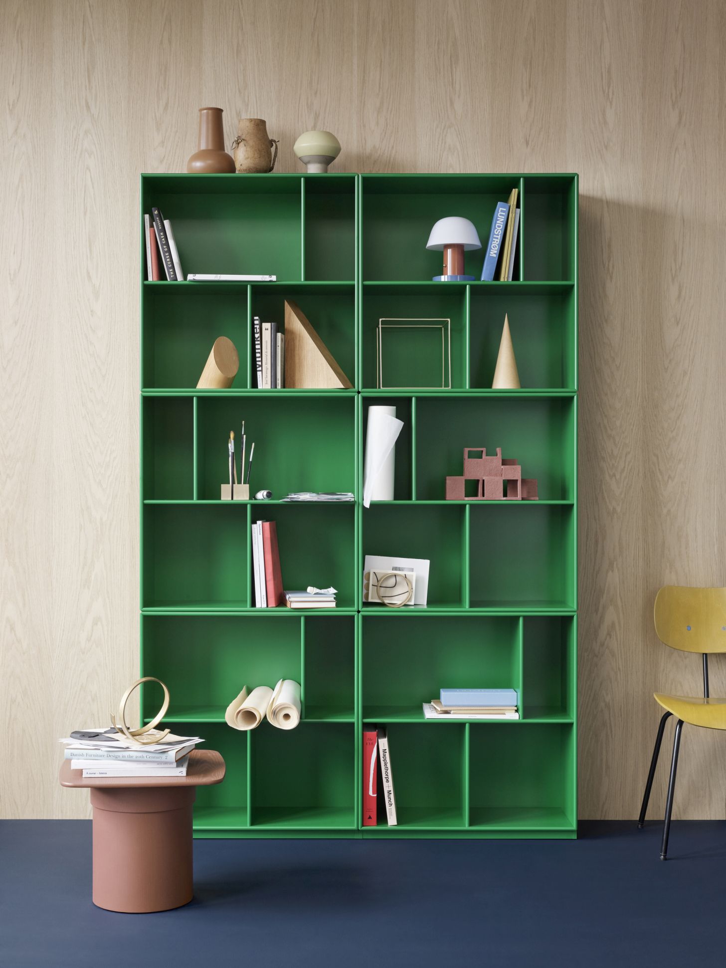 Read Bücherregal Truffle Montana QUICK SHIP