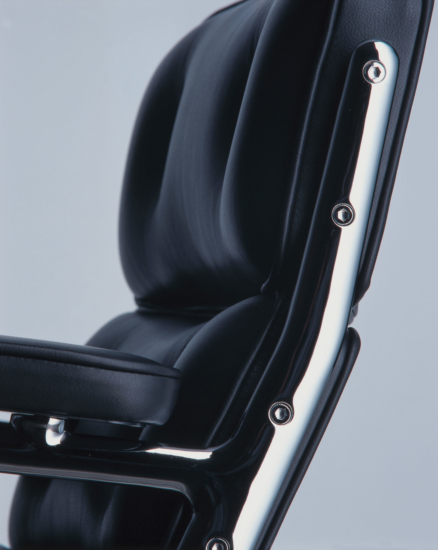 Lobby Chair ES105 / ES 105 Stuhl Vitra