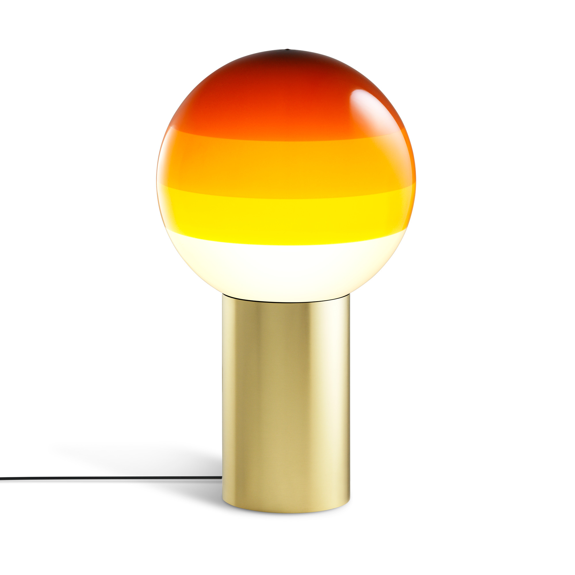 Dipping Light Tischleuchte in Bernstein mit Messingfuß. Moderne Lampe für Wohnzimmer und Schlafzimmer.