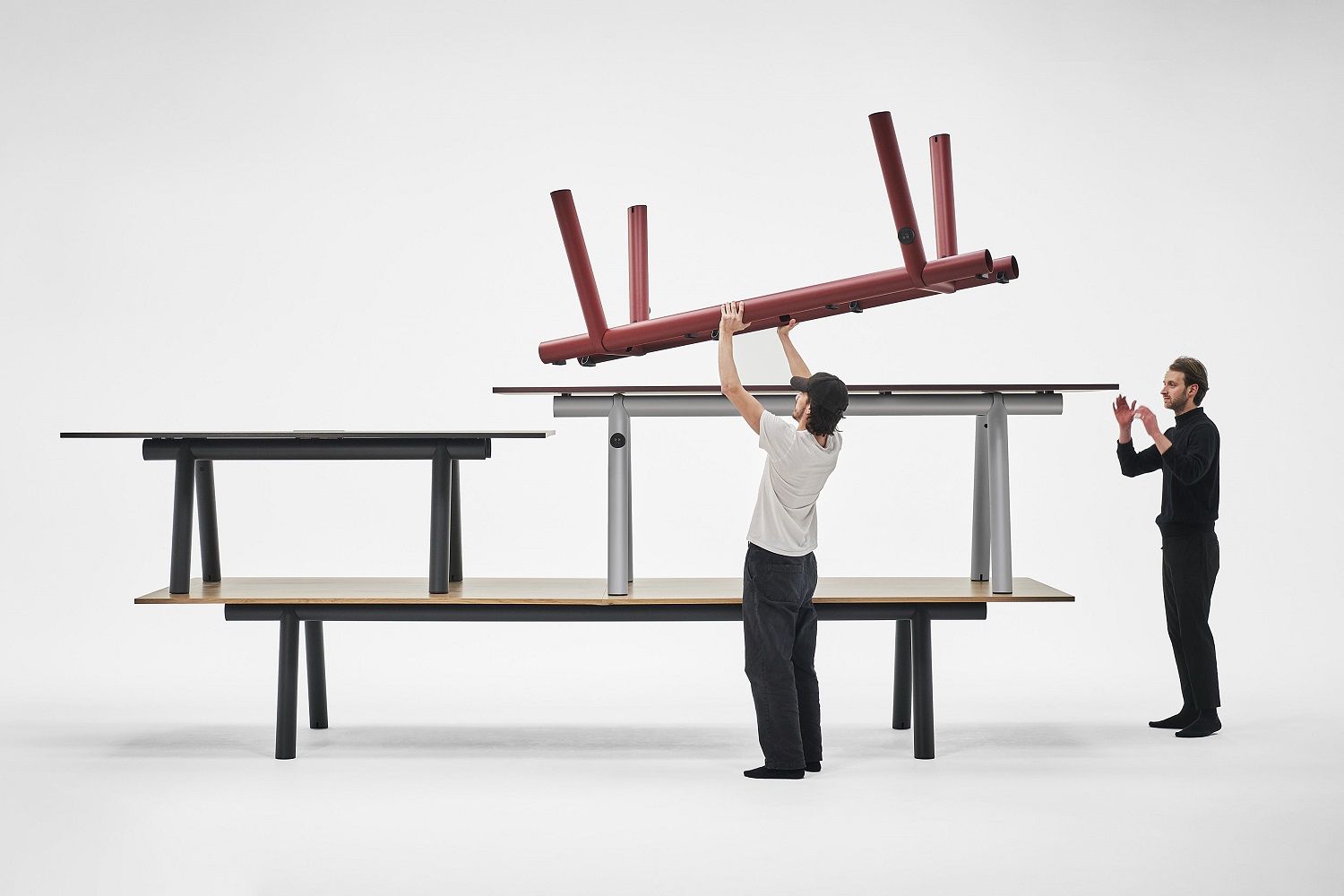 Boa Table Tisch / Konferenztisch Tischplatte aus Glas Hay 