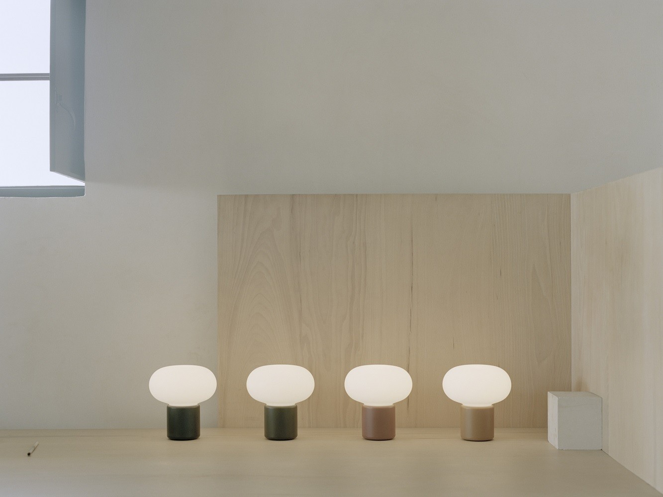 Karl-Johan Portable Table Lamp Akkuleuchte / Tischleuchte New Works Karl-Johan Portable Table Lamp Akkuleuchte / Tischleuchte New Works
