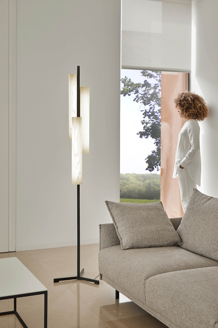 Black Note Triplet Floor LED Stehleuchte LZF Lamps