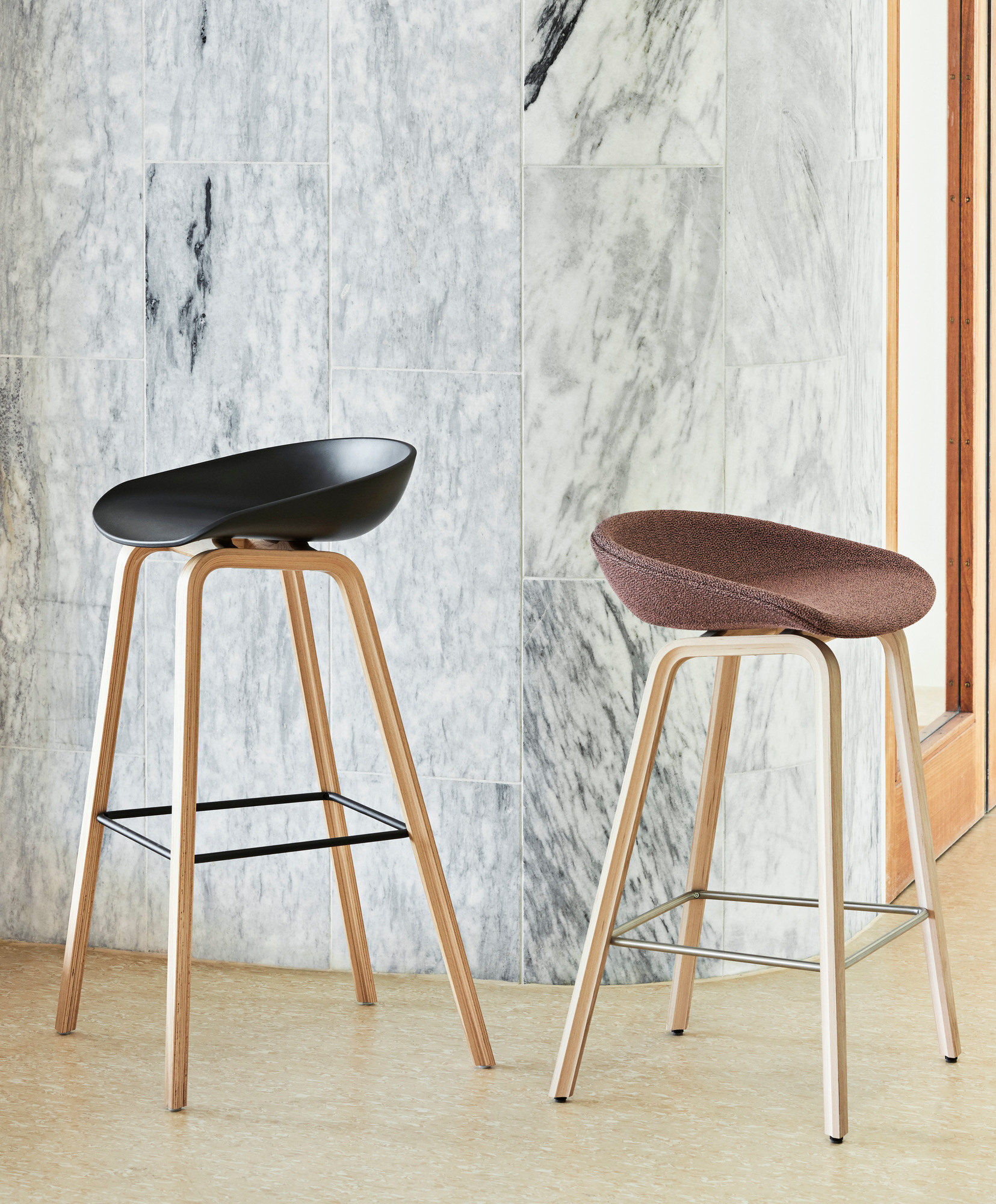 About a Stool AAS 32 / AAS32 Barhocker Hay