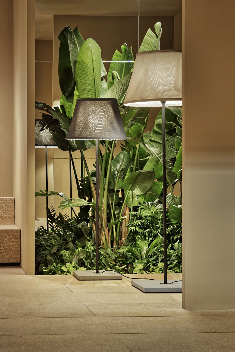 TXL 2019 H170cm Outdoor Stehleuchte beige Marset