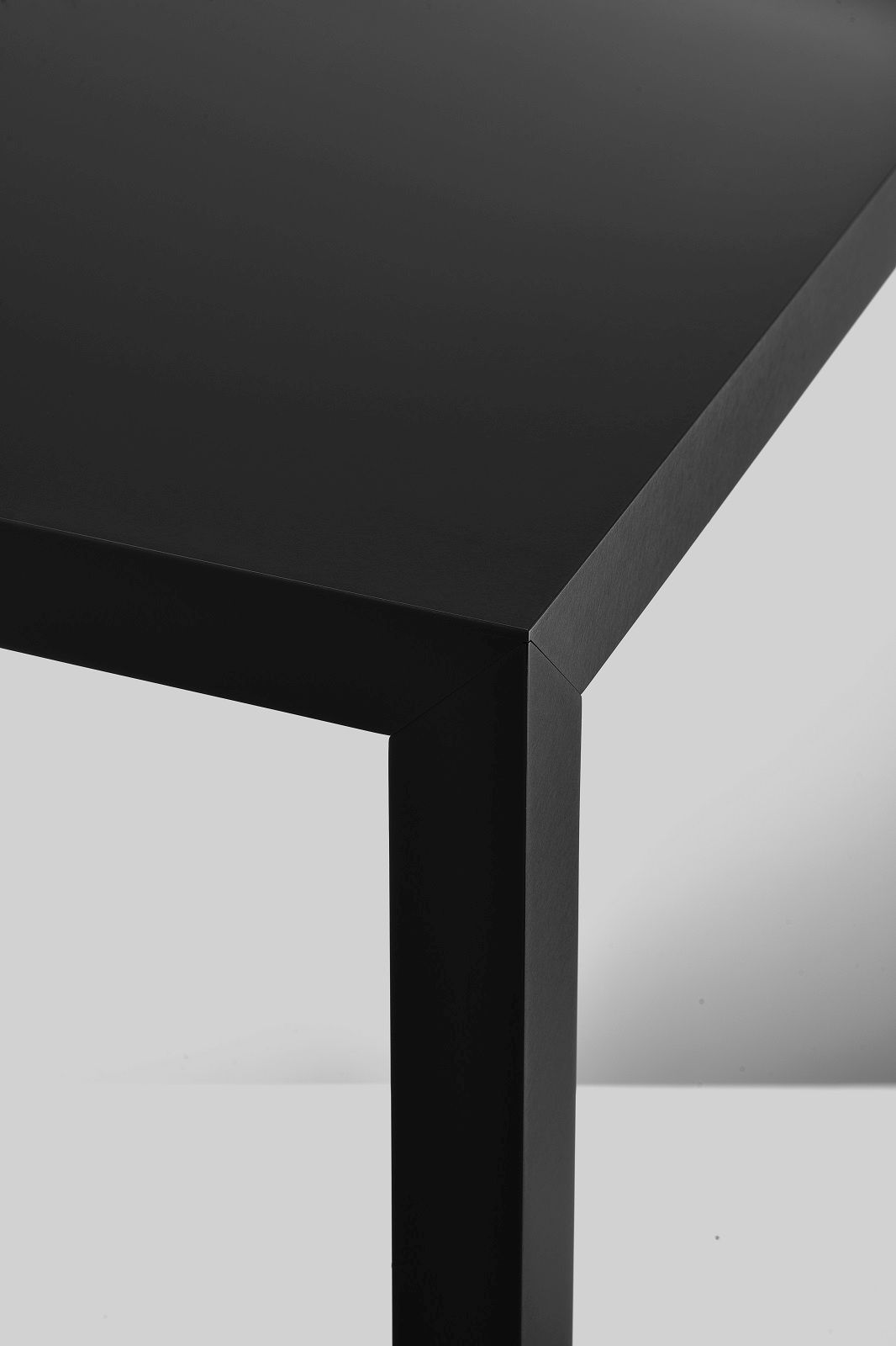 Tense Dining Table Esstisch MDF Italia