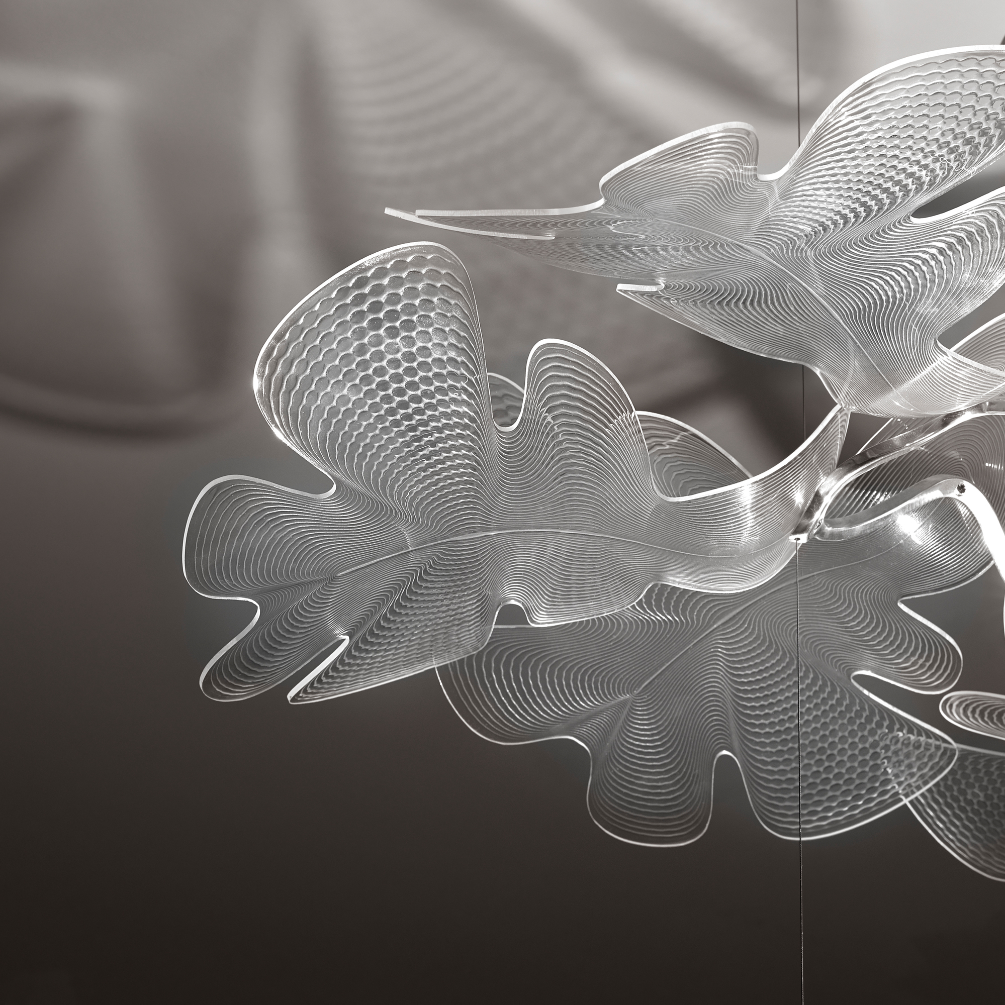 Chlorophilia Pendelleuchte Struktur Chrom Diffusor transparent Artemide
