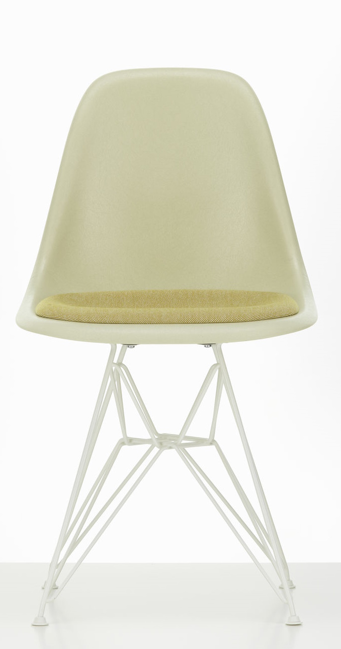 Eames Fiberglass Chair DSR Stuhl mit Sitzpolster Vitra
