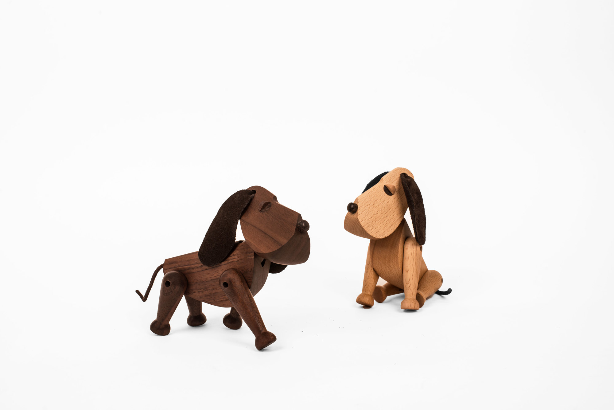 Bobby Holzfigur Hund Architectmade EINZELSTÜCK