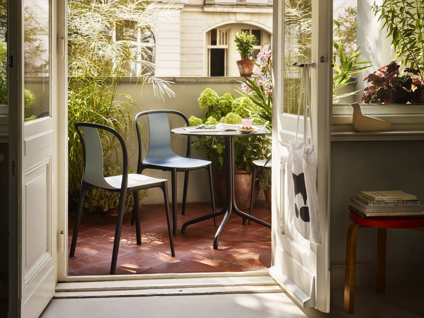 Belleville Armchair Plastic Stuhl Vitra