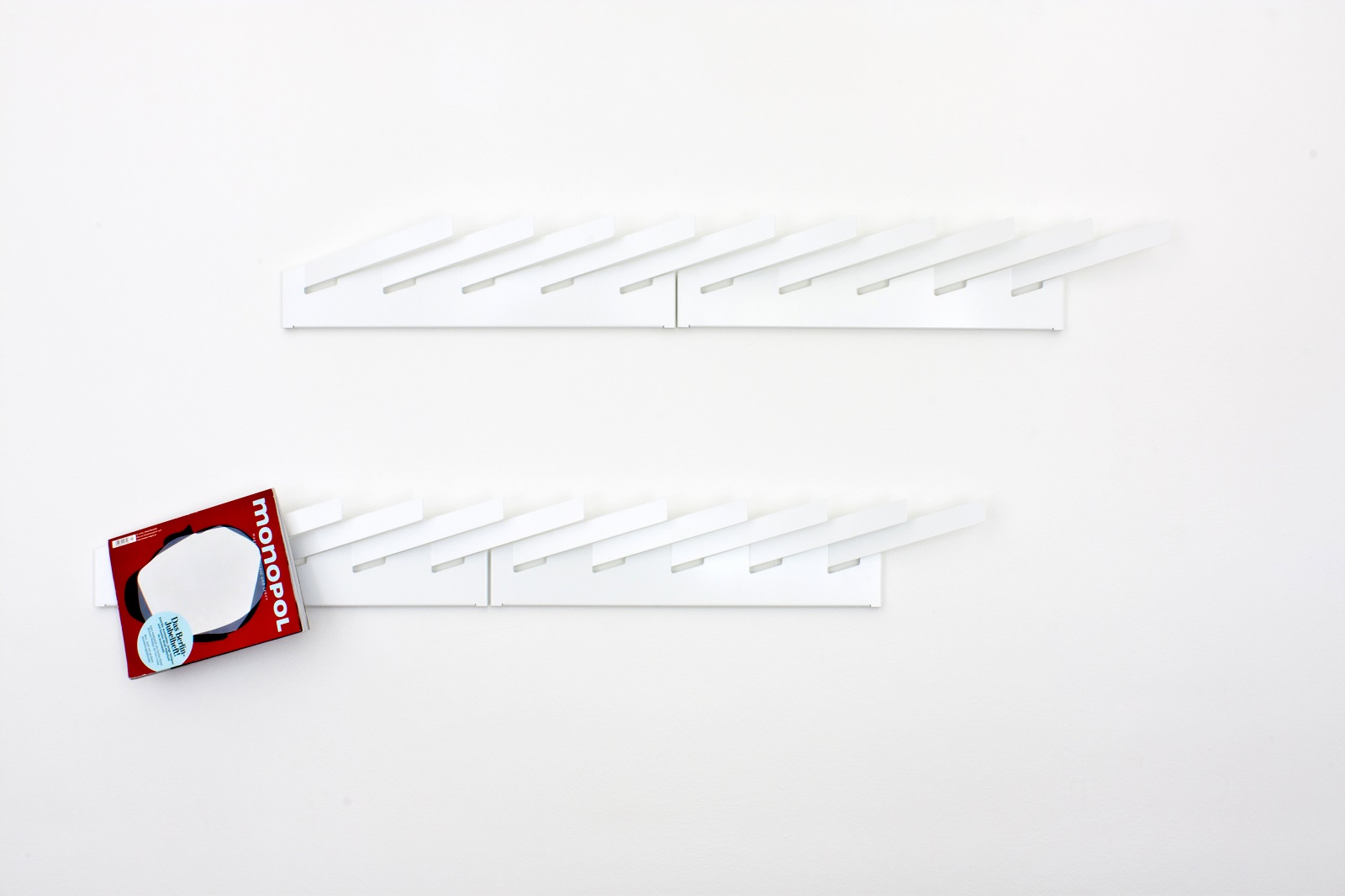 Mr_Magazinhalter Linea1 by Müller Möbelwerkstätten