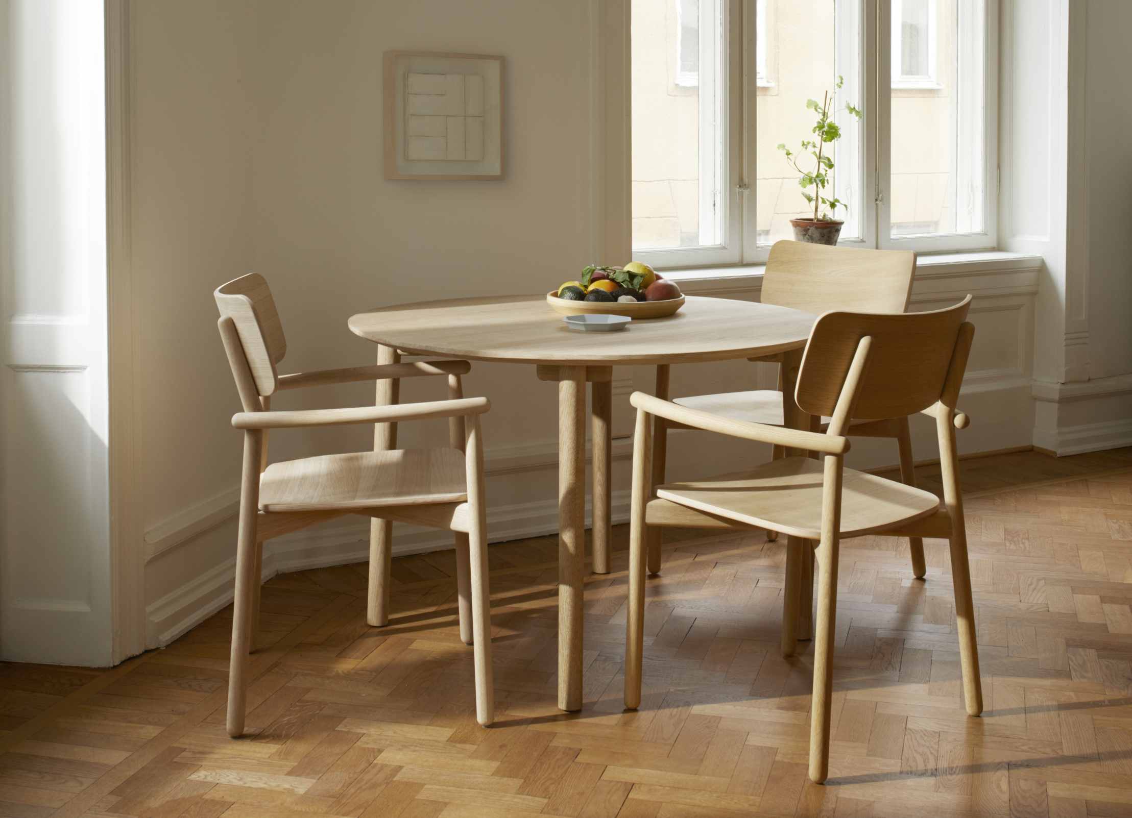 Hven Tisch Ø 110 x H 73 cm Skagerak by Fritz Hansen