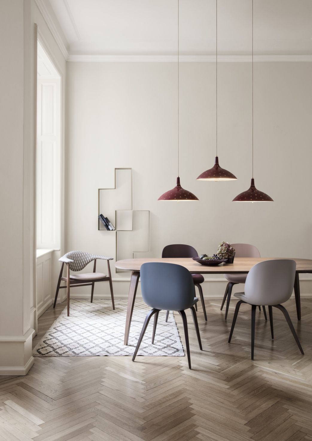 GUBI Dining Table Esstisch elliptisch Gubi
