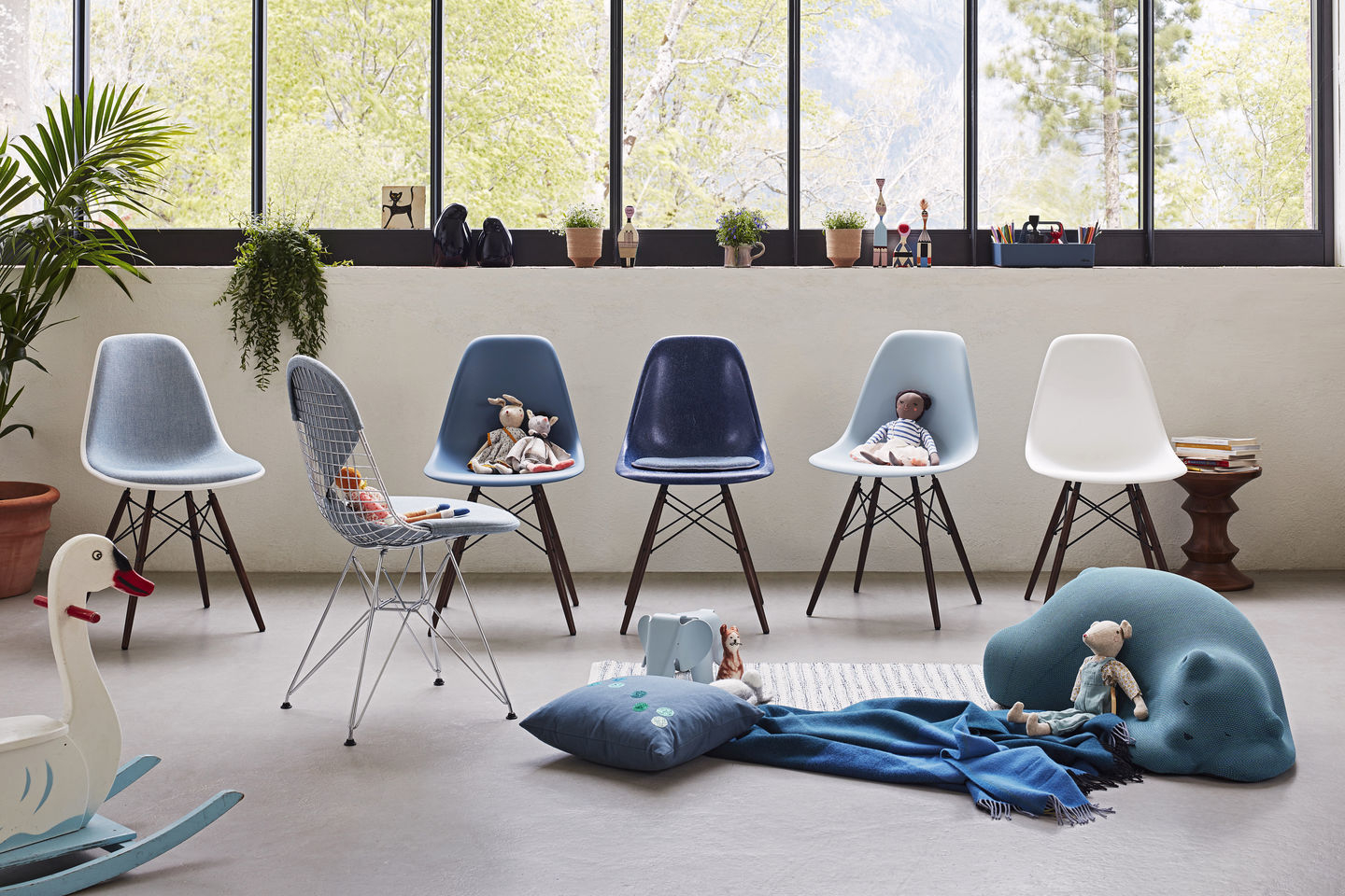 Eames Plastic Side Chair DSW Stuhl Vitra
