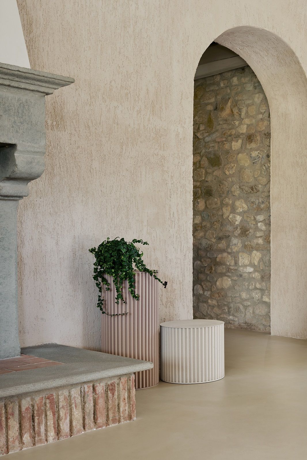 Herclino Side table Beistelltisch Indoor / Outdoor Taubengrau Opinion Ciatti 