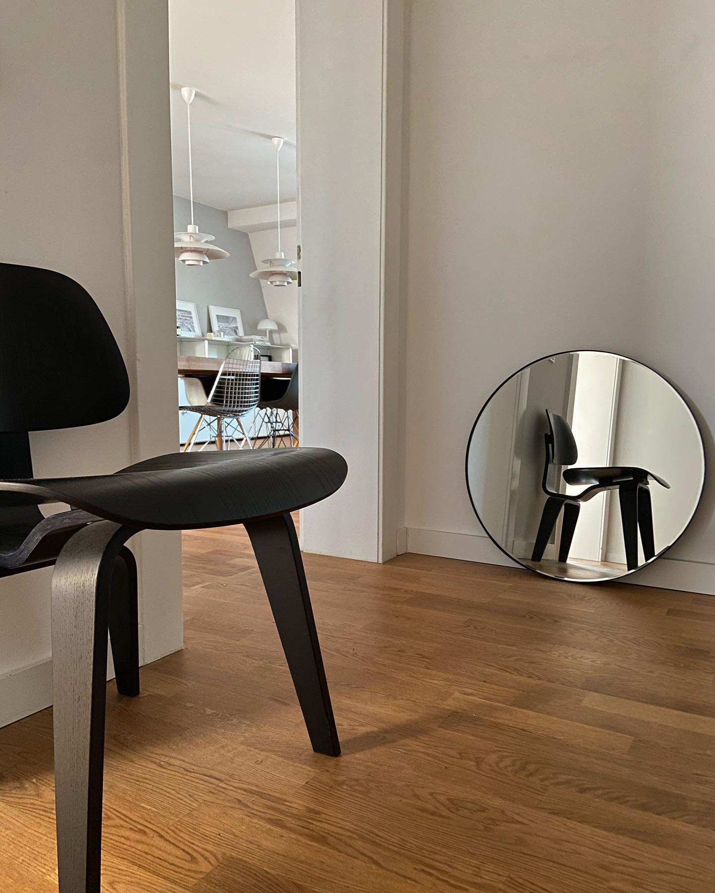 Plywood Group DCW Holzstuhl Vitra