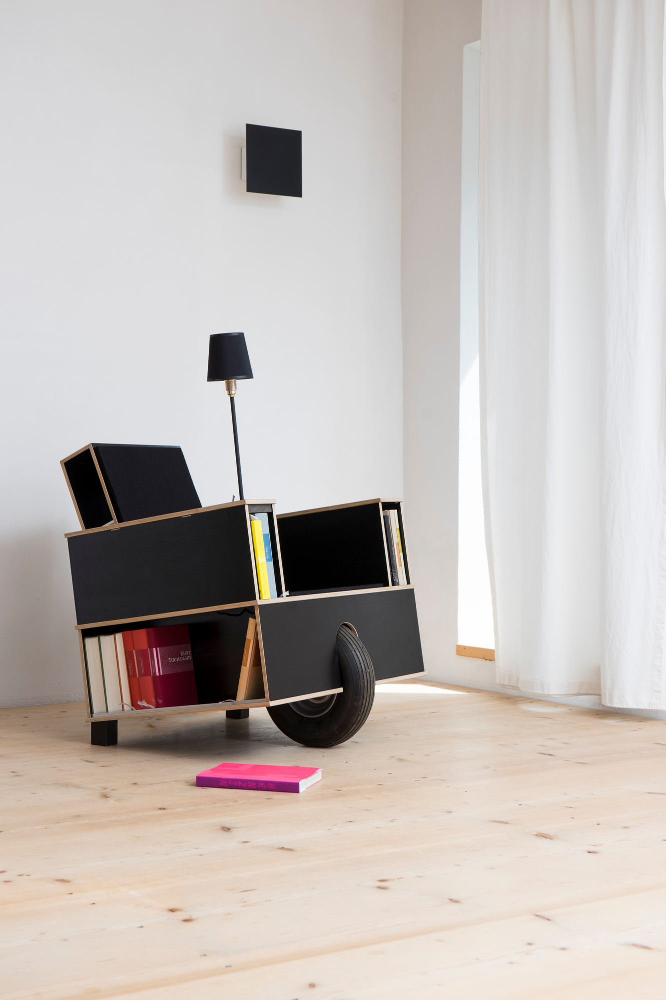 Bookinist mobiler Lesesessel Nils Holger Moormann