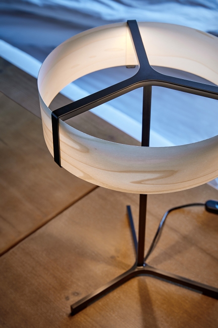 Thesis Table LED Tischleuchte LZF Lamps