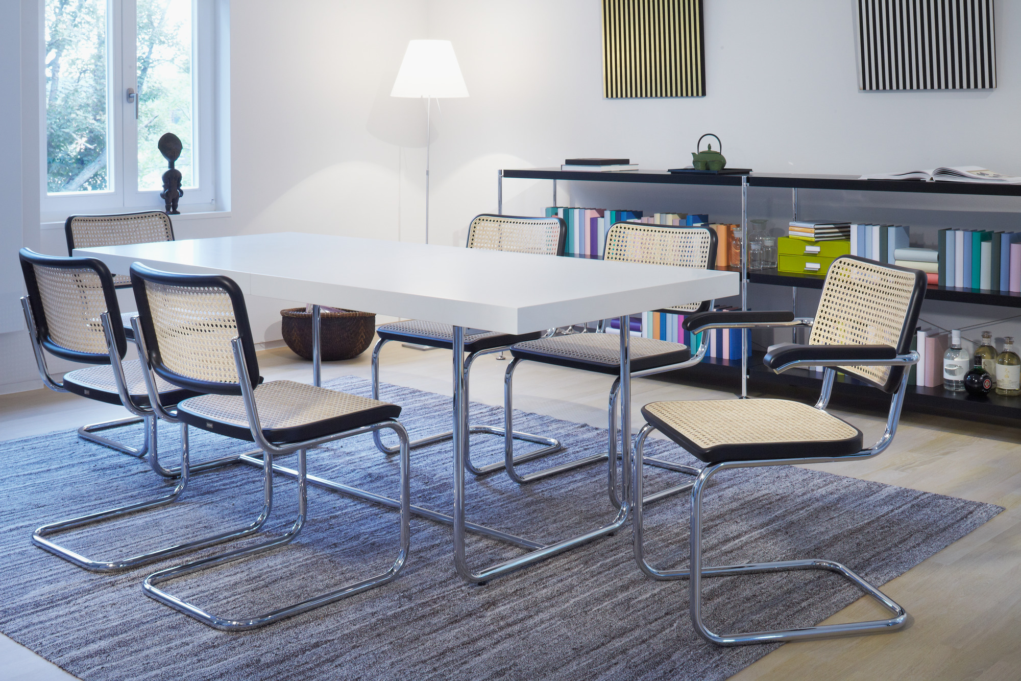 S 32 V Stahlrohr Klassiker Freischwinger Thonet