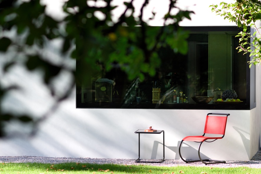 Set B 9 All Season Outdoor Beistelltische Thonet
