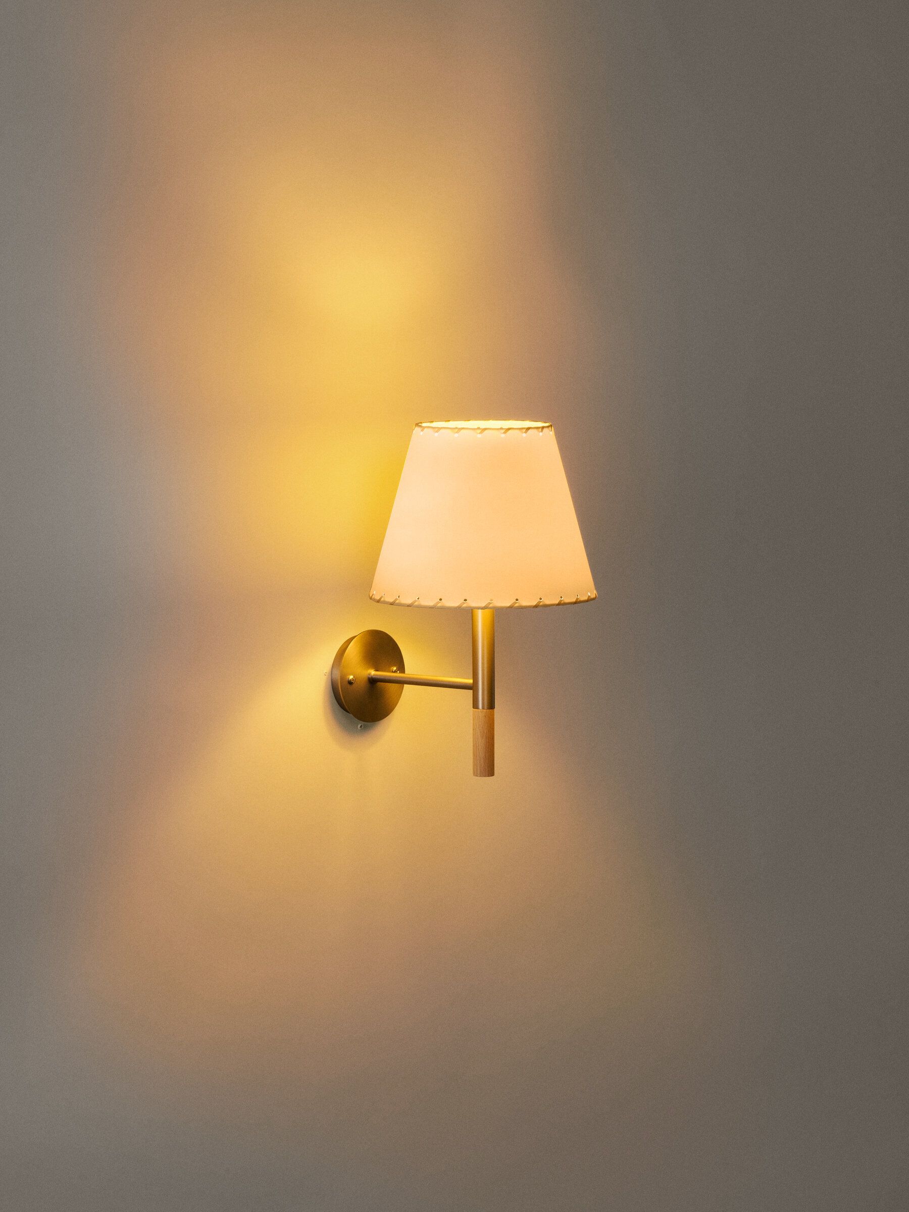BC2 Wandleuchte Santa & Cole