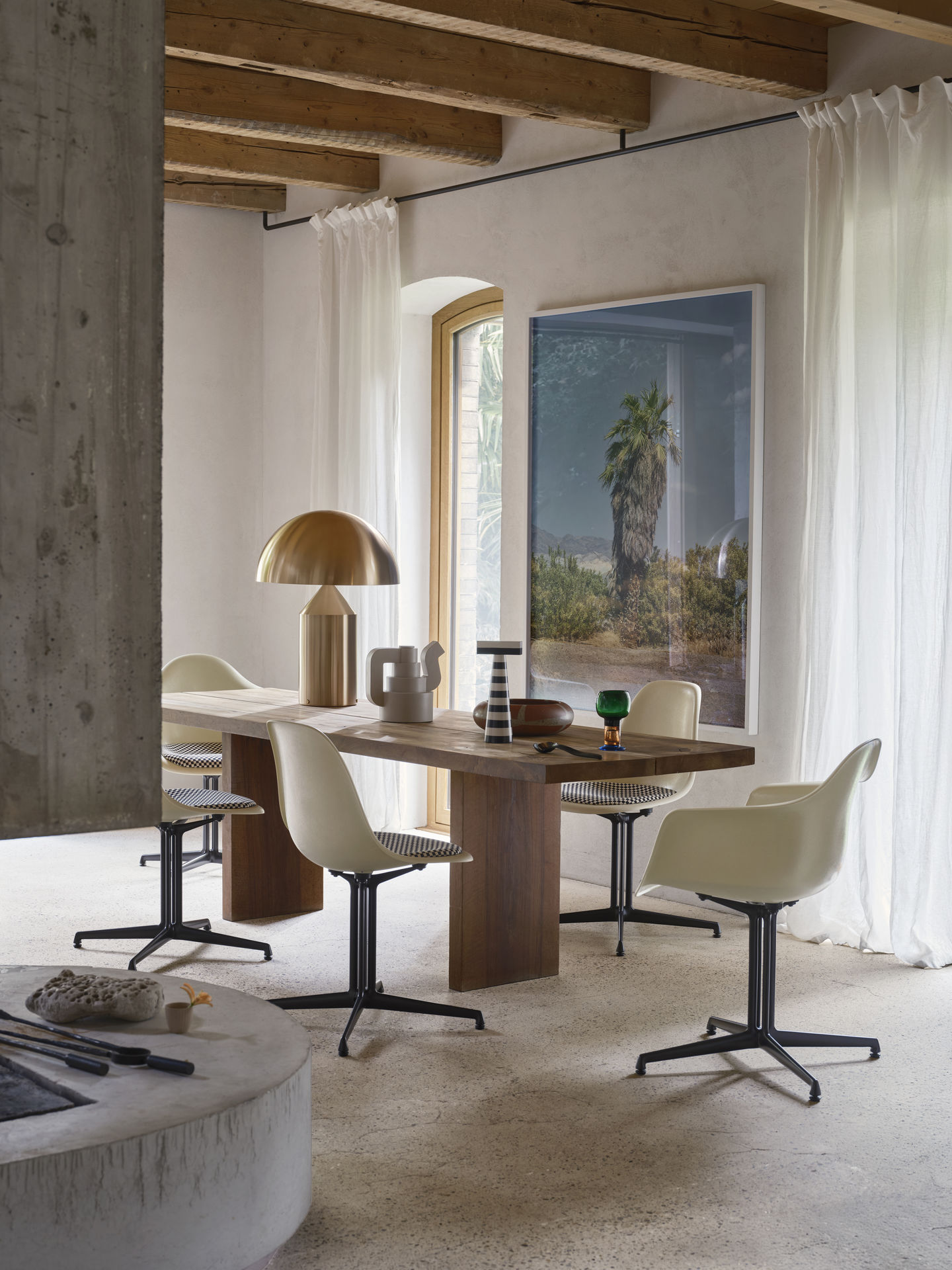 Eames Plastic Arm Chair DAL Stuhl Vitra