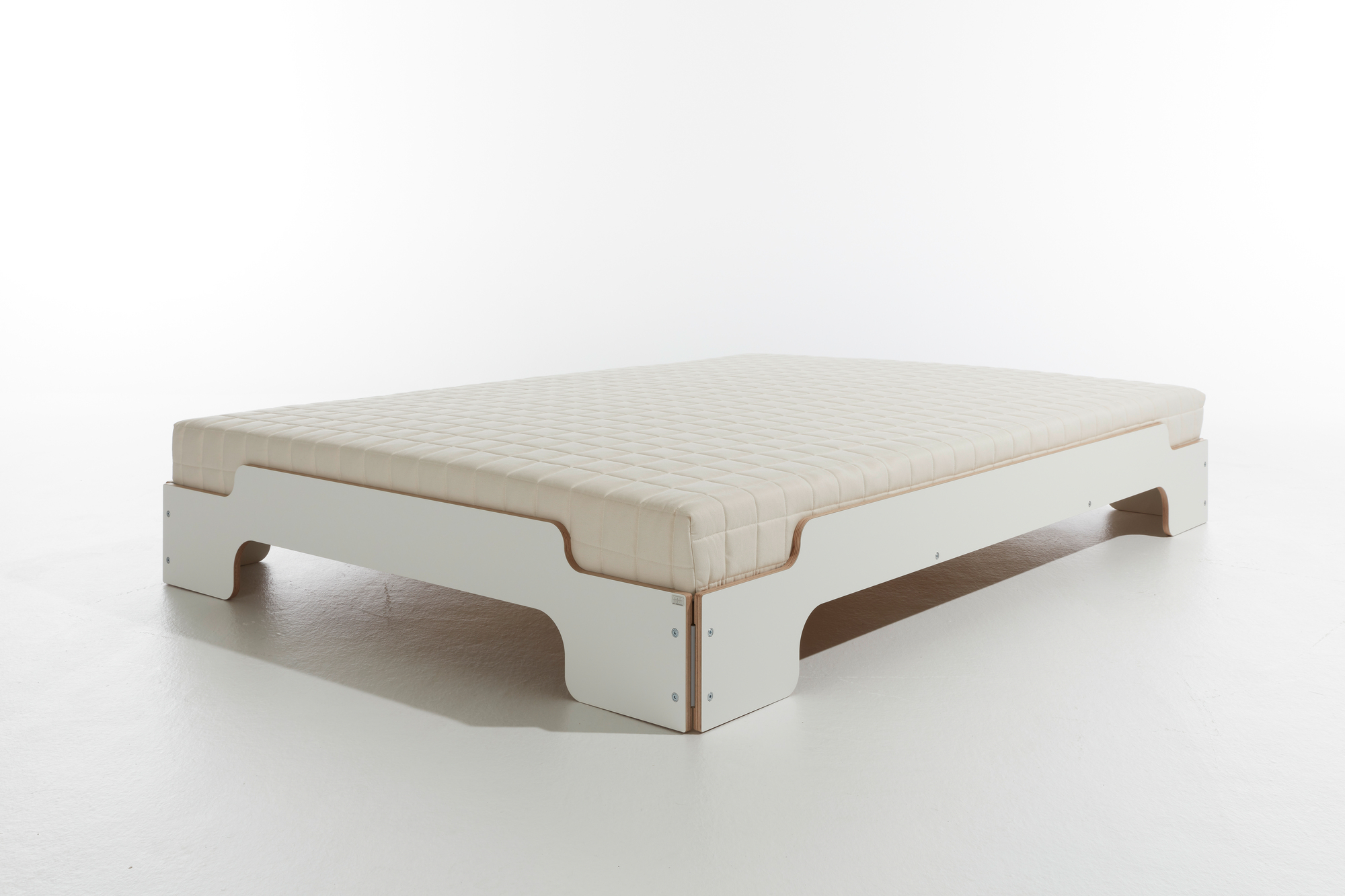 Stapelliege CPL Weiß Komfort Höhe Müller Möbelwerkstätten 200x90 cm